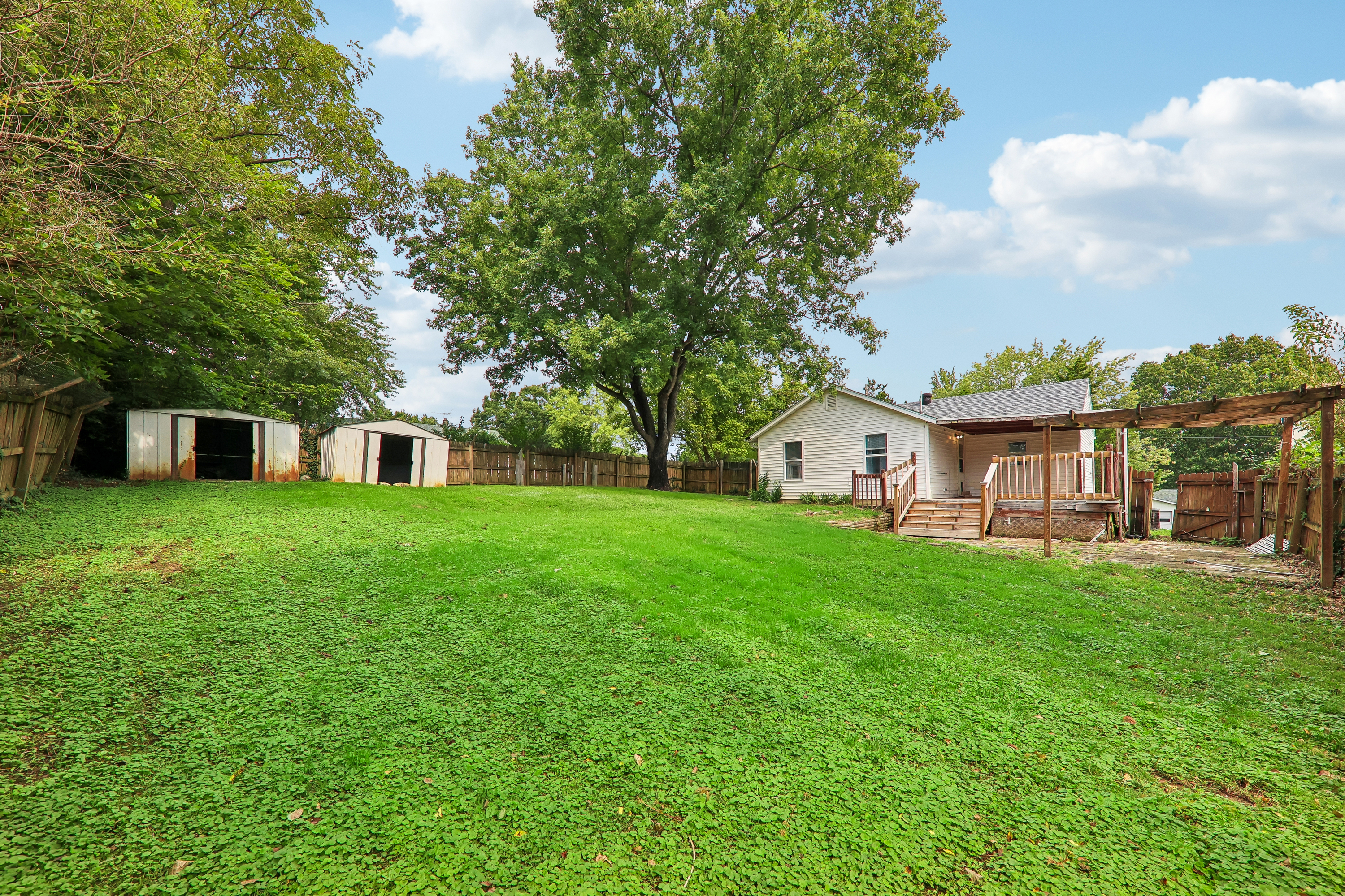 Photo 33 of 37 of 920 Maupin St, Saint Clair, MO