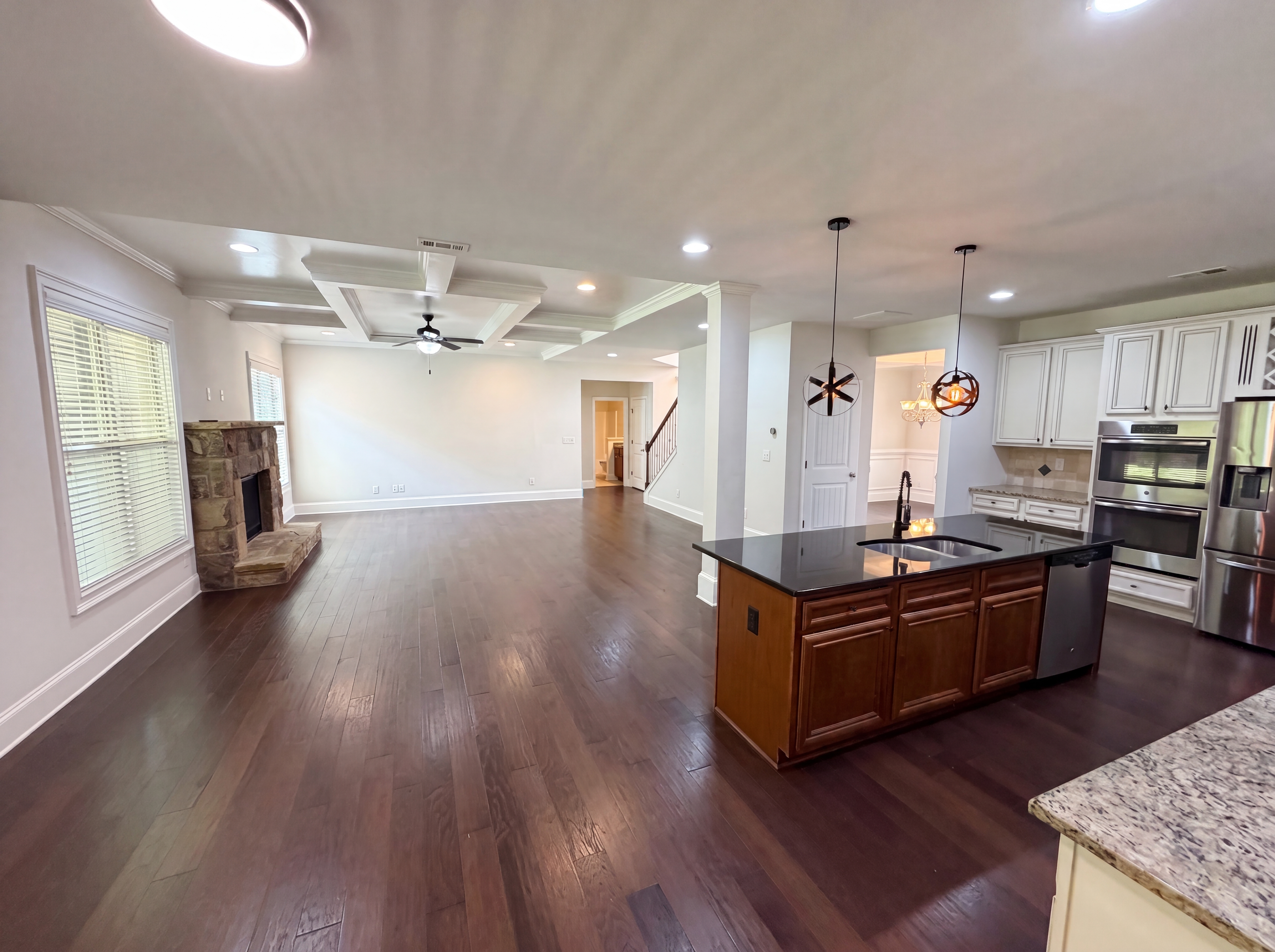 Photo 16 of 51 of 1481 Azalea Brook Dr, Lawrenceville, GA