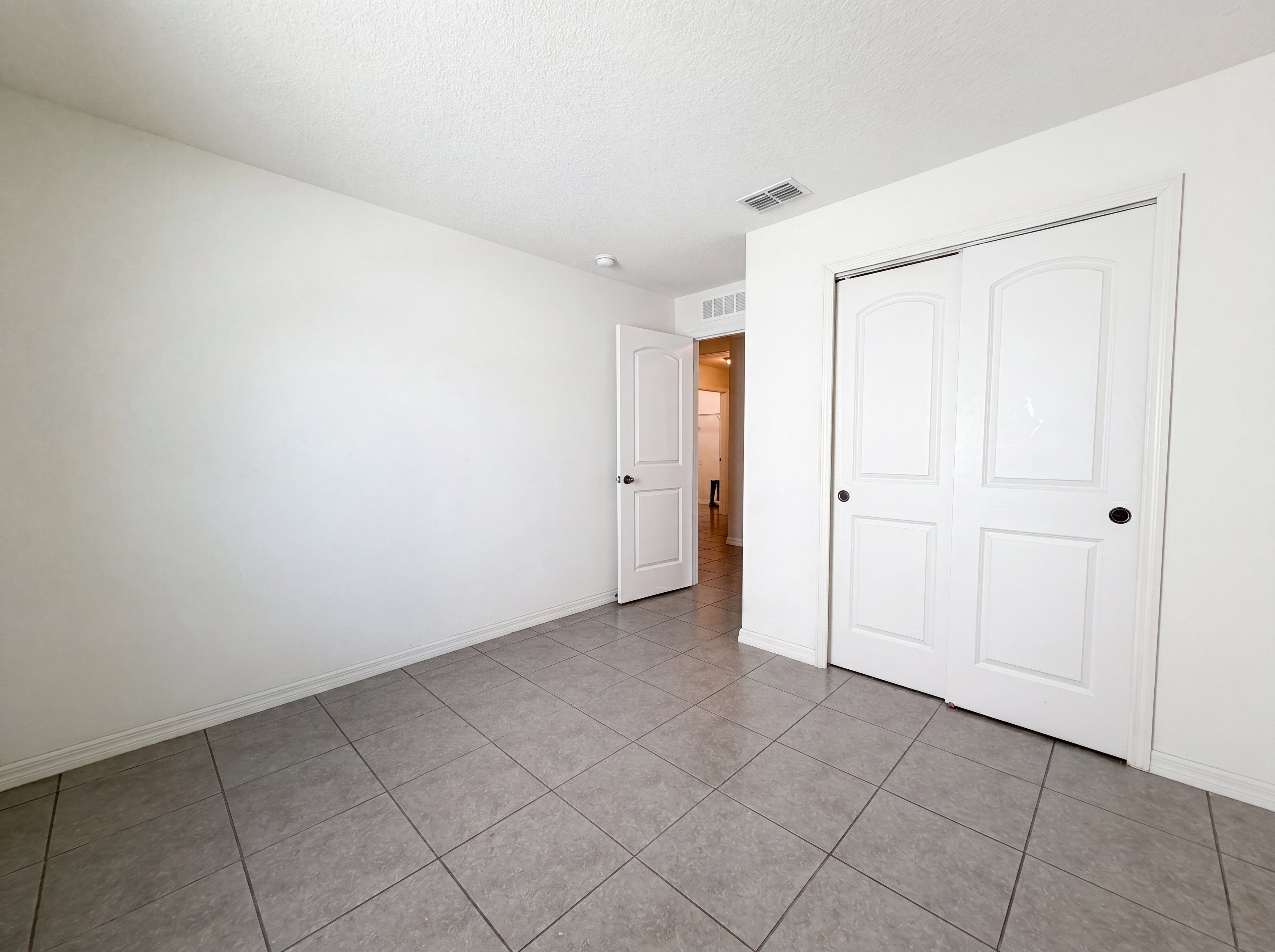 Photo 17 of 31 of 11534 Brighton Knoll Loop, Riverview, FL