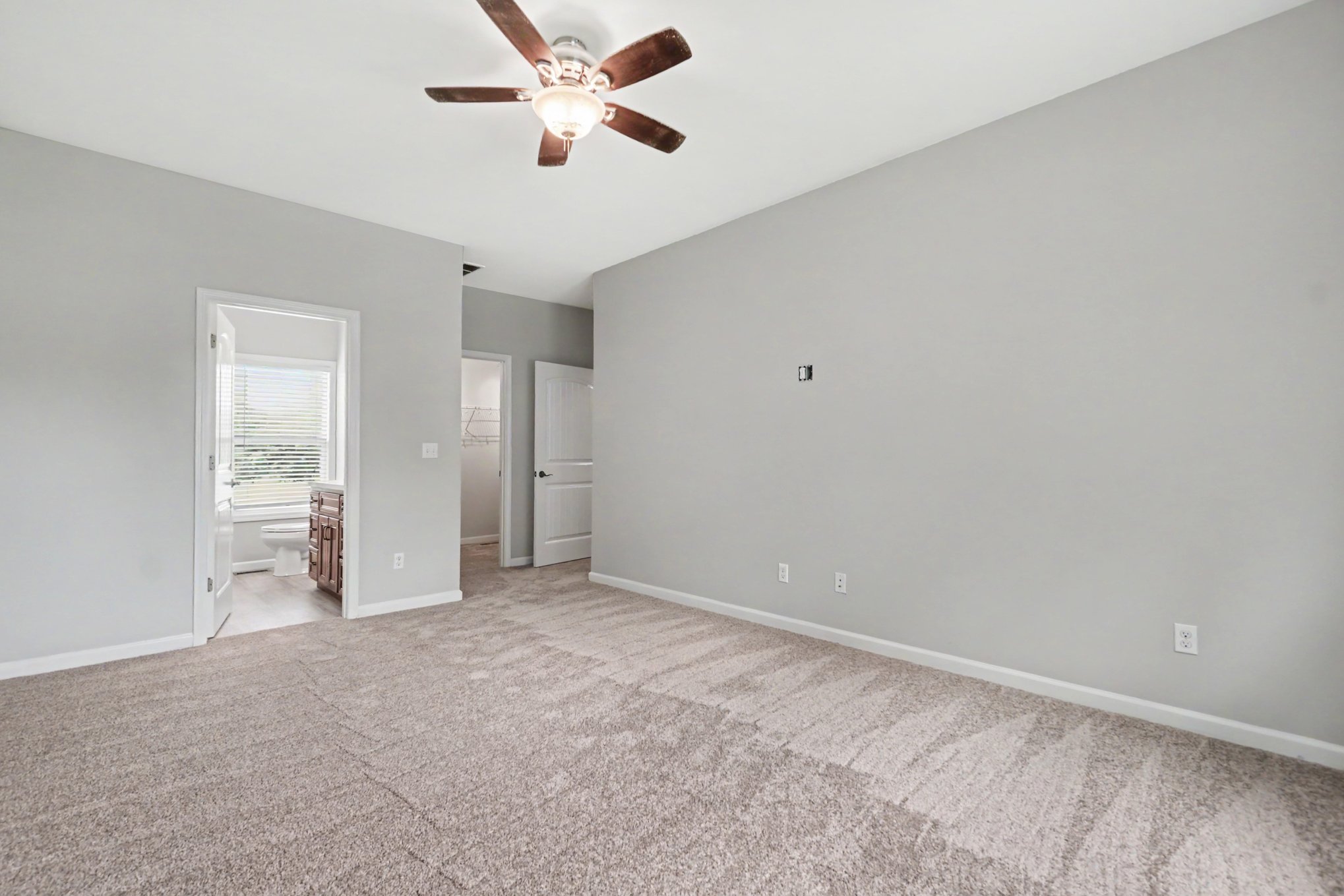 Photo 4 of 20 of 3000 Noble Ct, Waco, KY