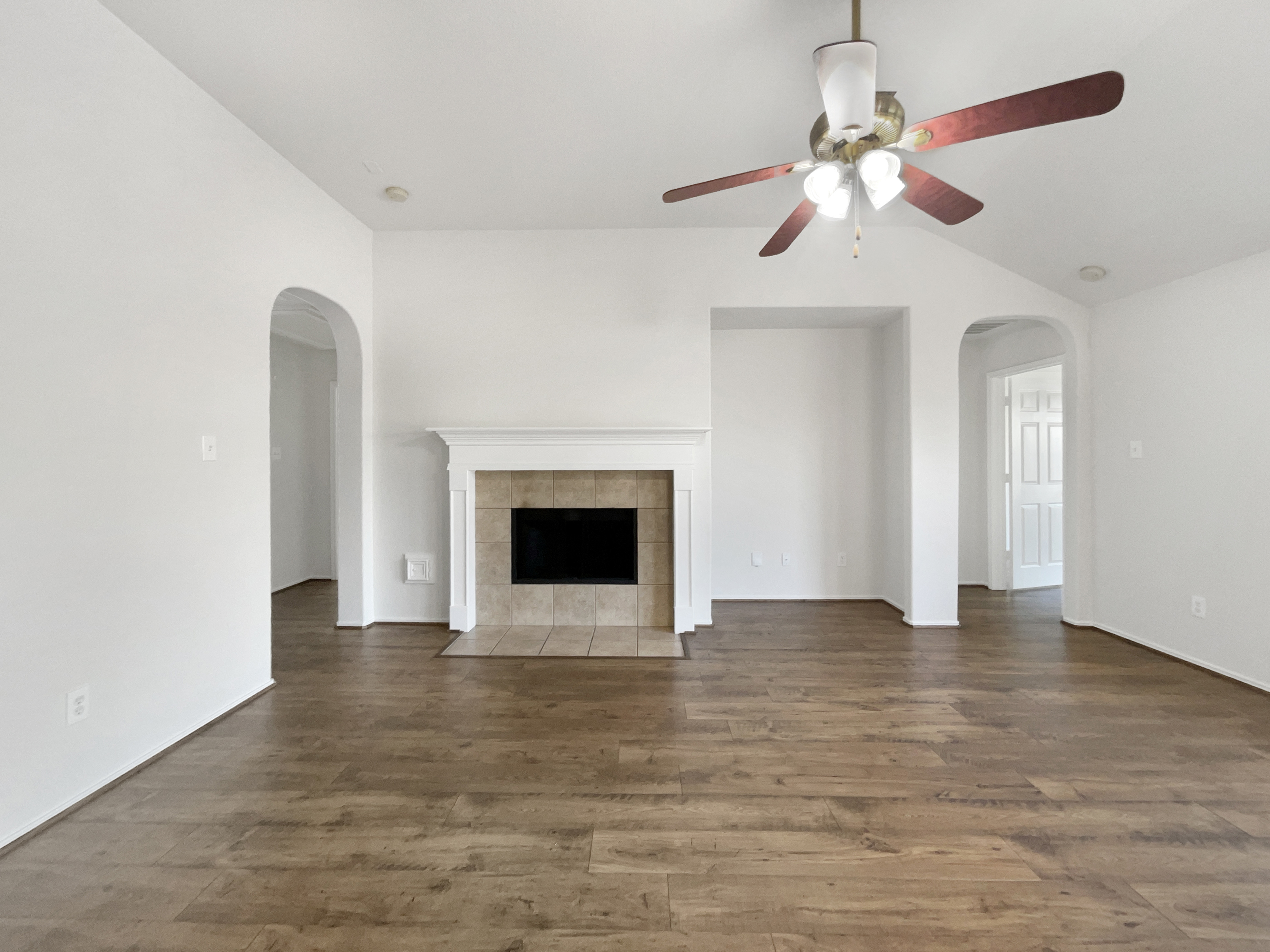Photo 3 of 24 of 18810 Appletree Ridge Rd, Houston, TX