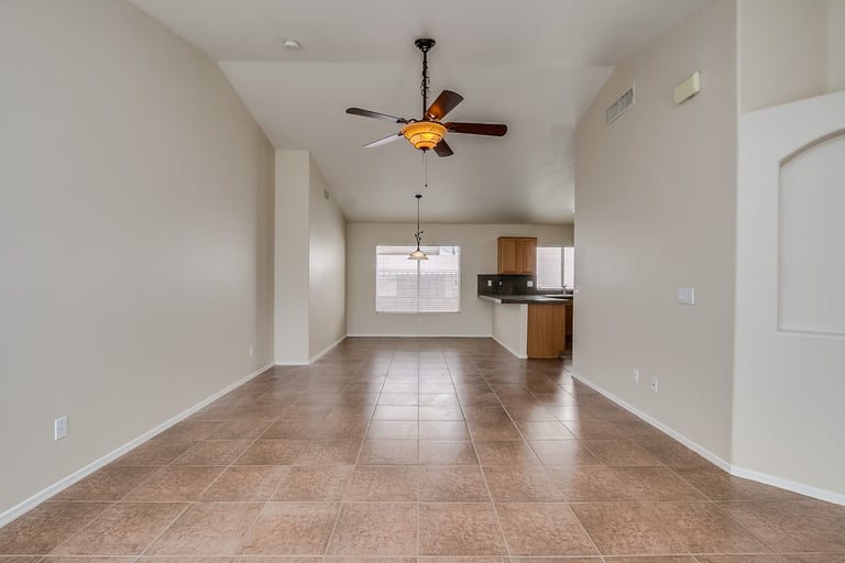 Photo 6 of 26 - 20418 N 31st Way, Phoenix, AZ 85050