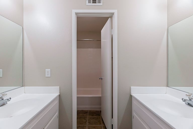 Photo 24 of 27 - 4288 Suffolk St, Jurupa Valley, CA 92509