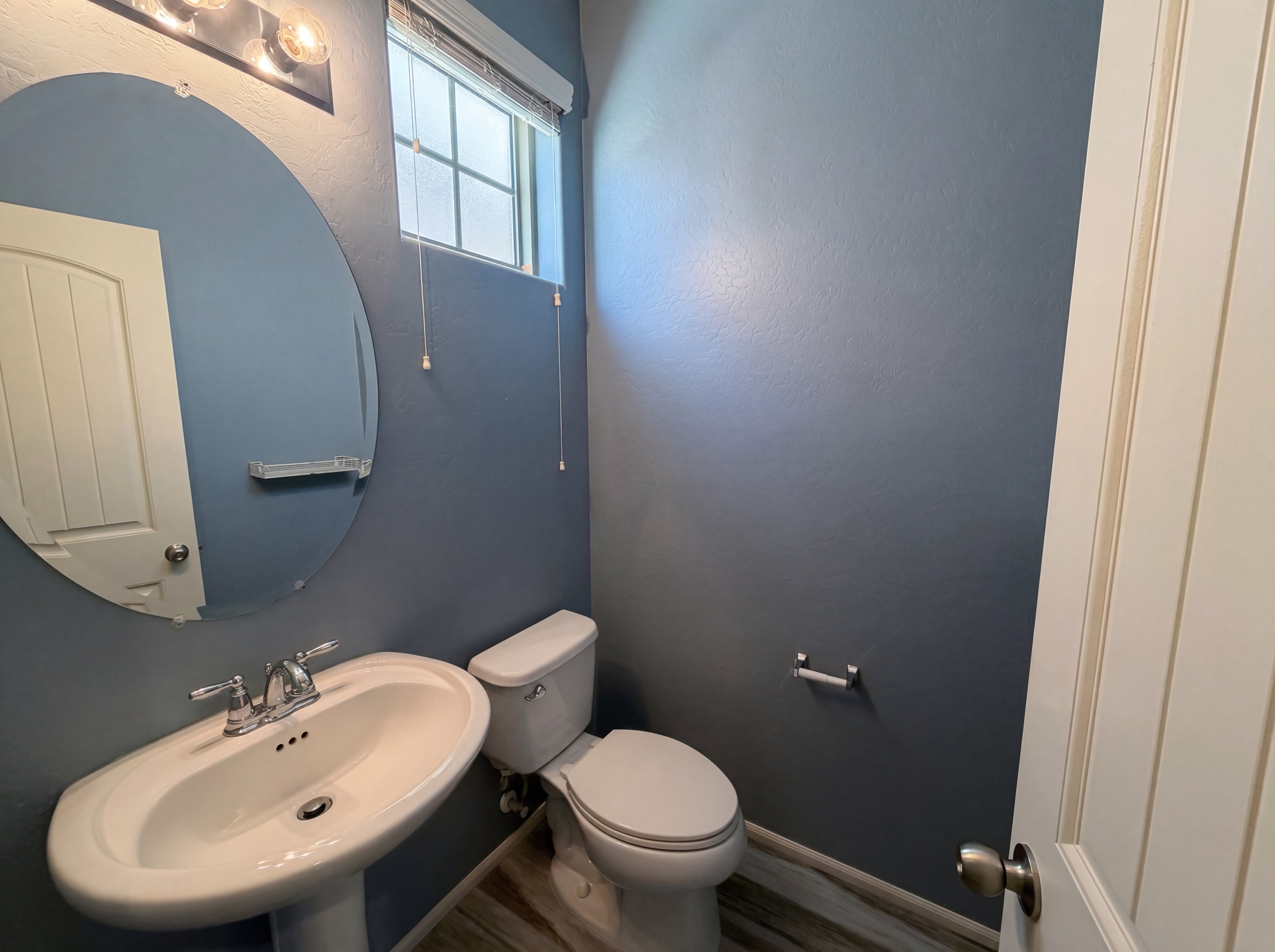 Photo 9 of 34 of 7763 W Pipestone Pl, Phoenix, AZ