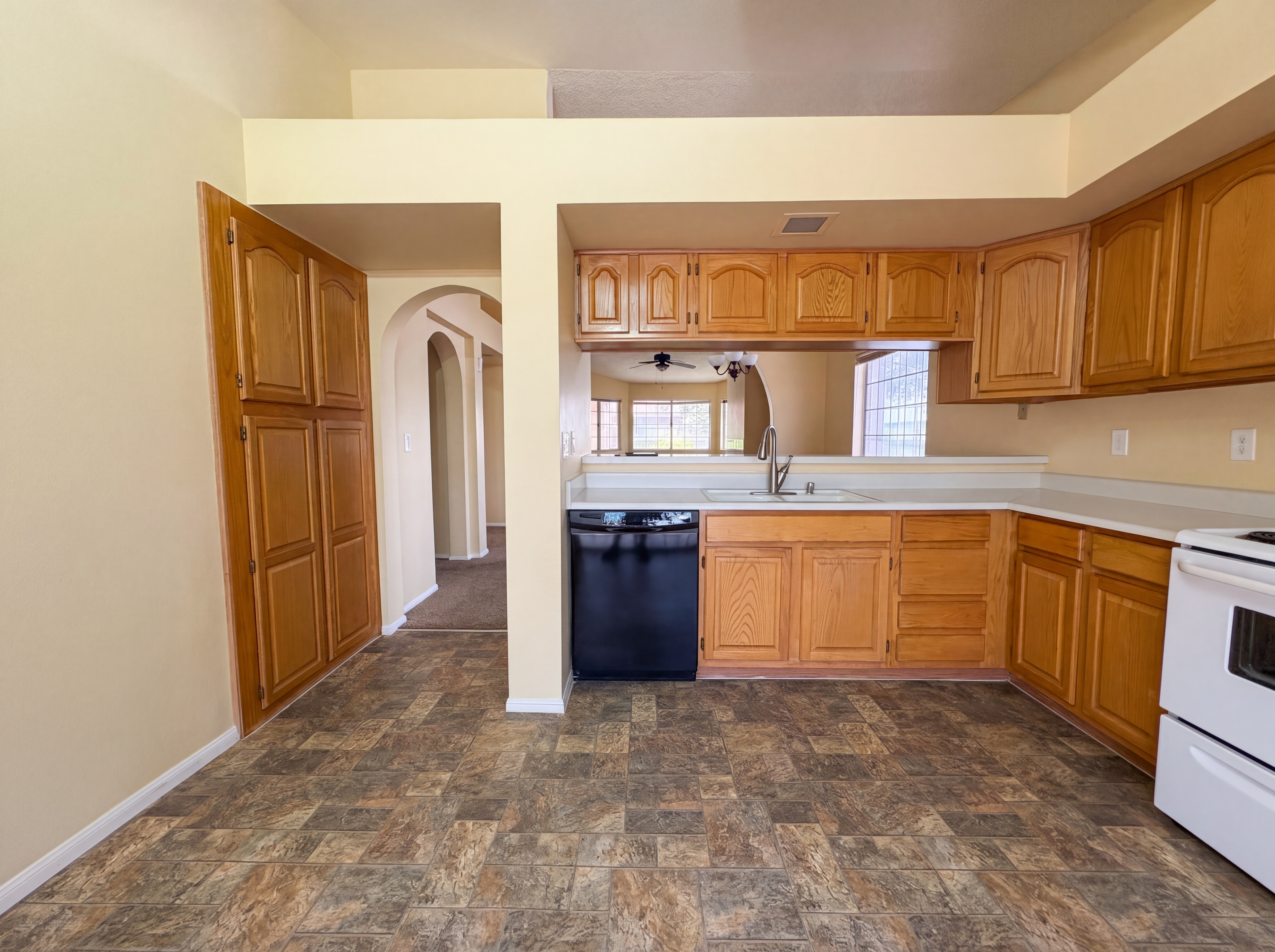 Photo 17 of 20 of 1371 Di Blasi Dr, Las Vegas, NV