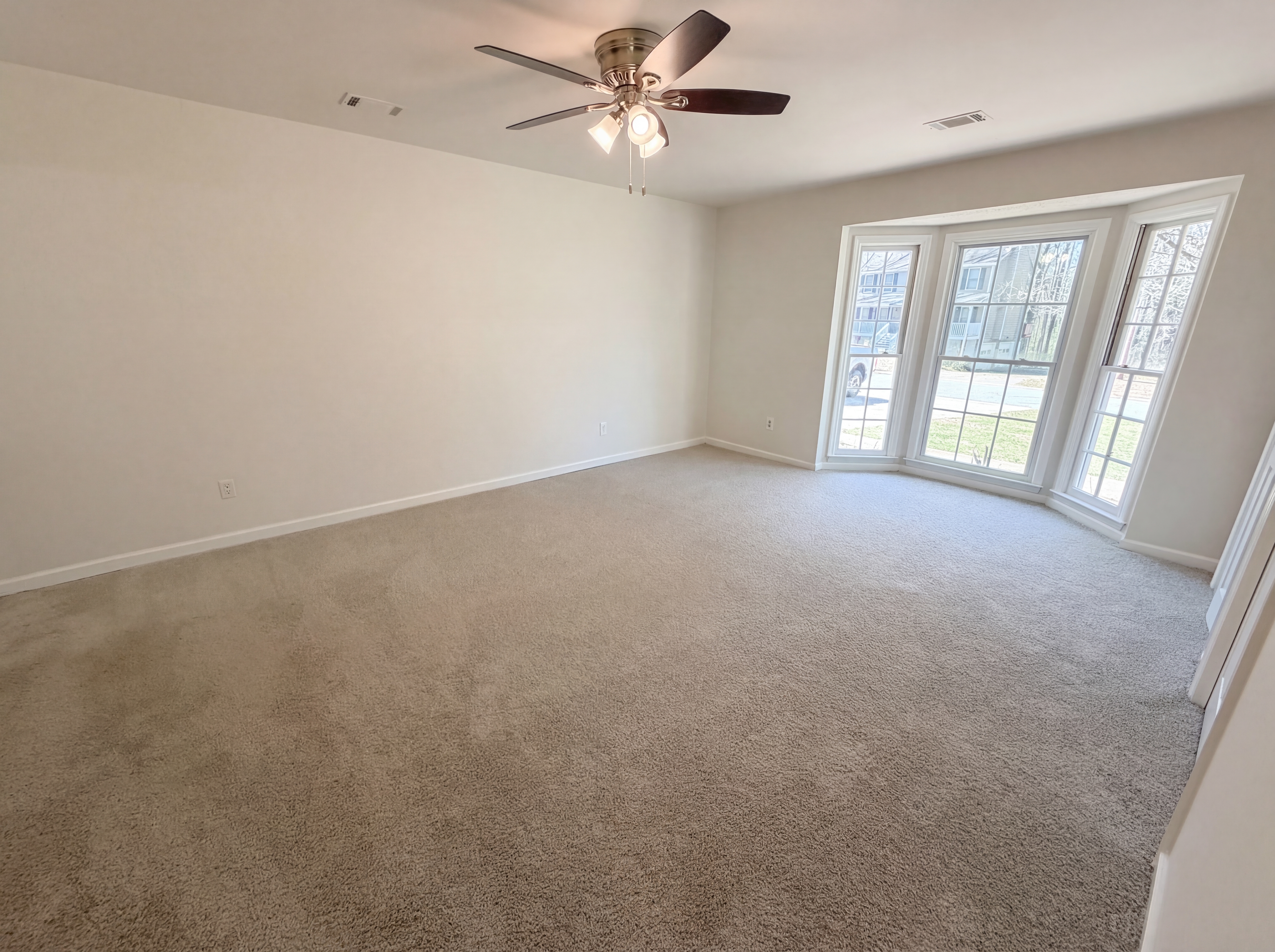 Photo 12 of 18 of 5003 Henson Dr SW, Mableton, GA