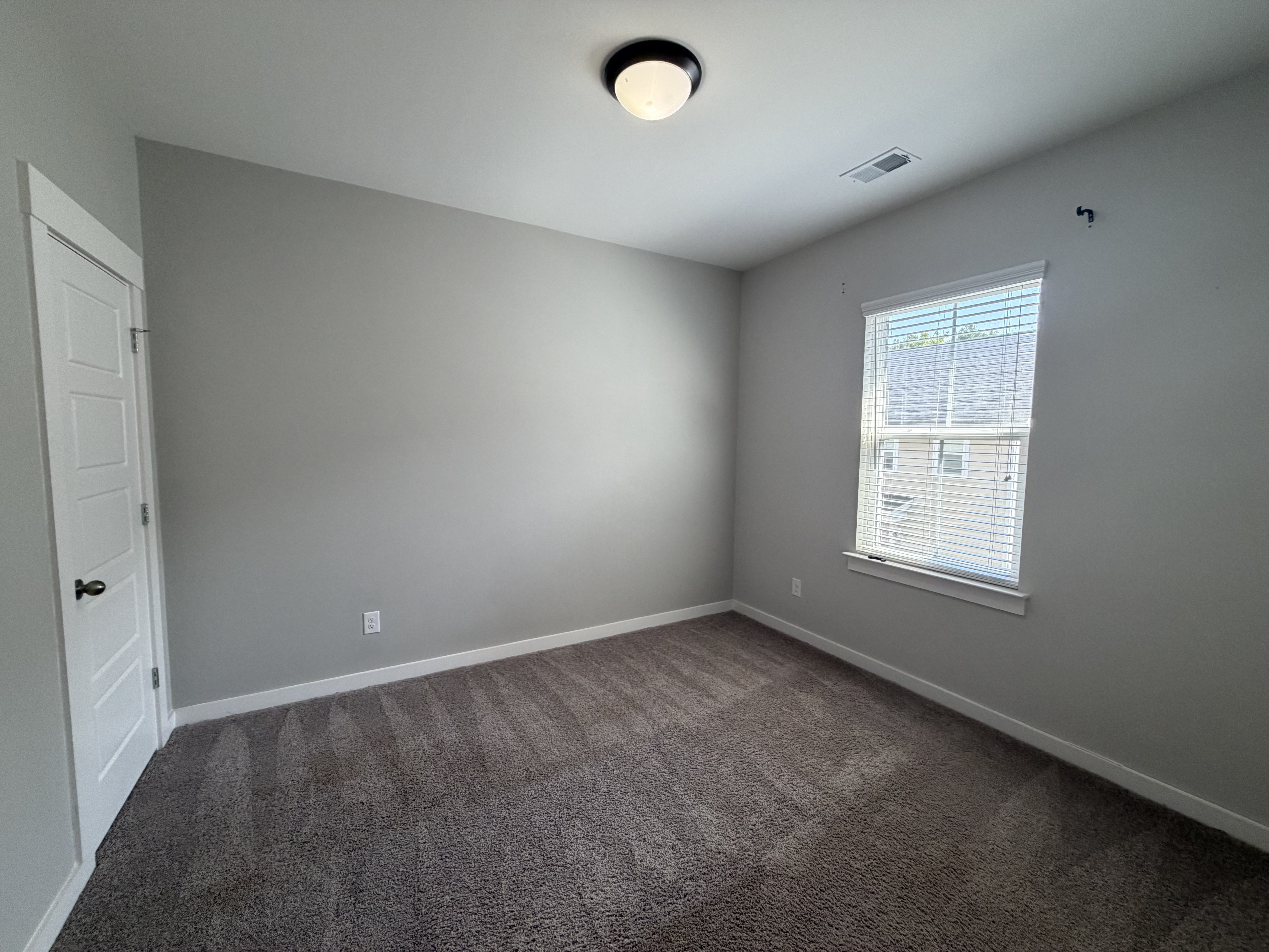 Photo 18 of 26 of 2021 Codorus Ln, Hanahan, SC
