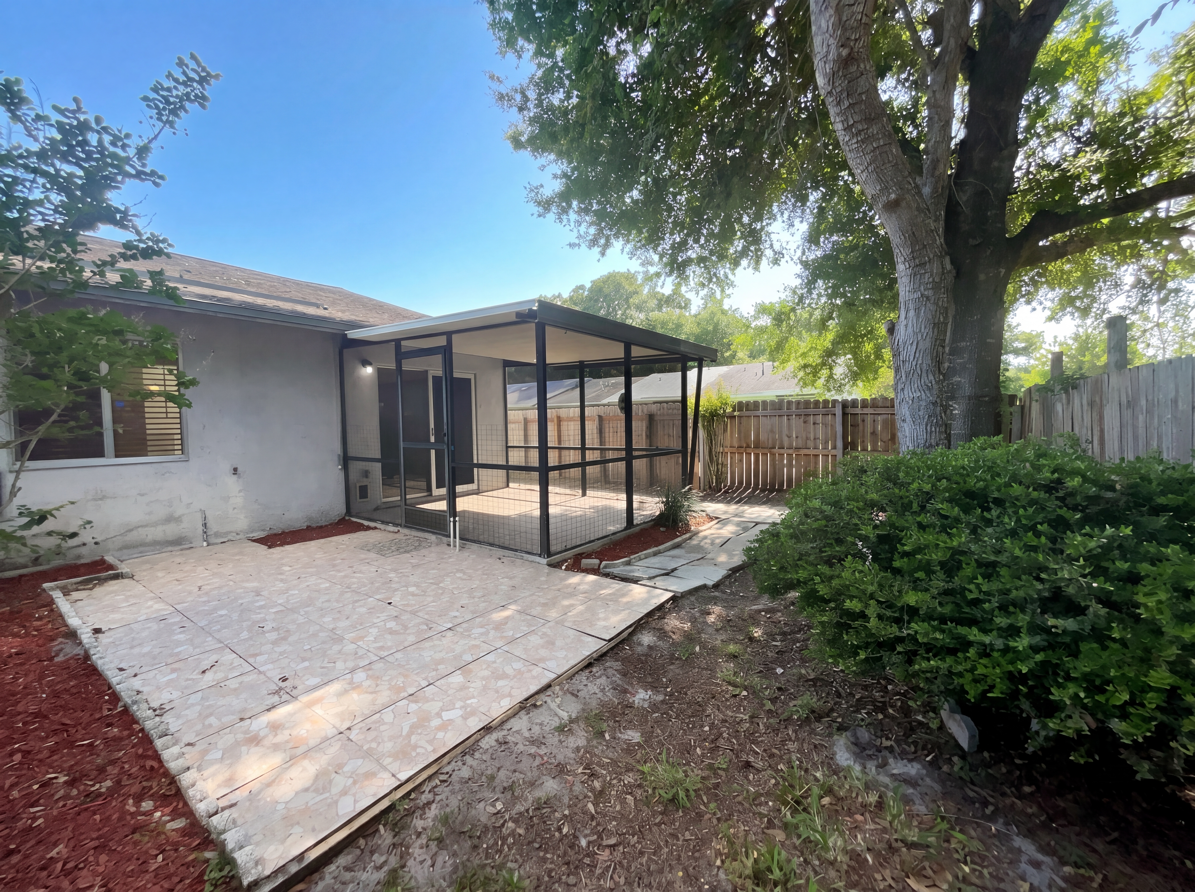 Photo 5 of 23 of 1015 Westside Dr, Winter Garden, FL