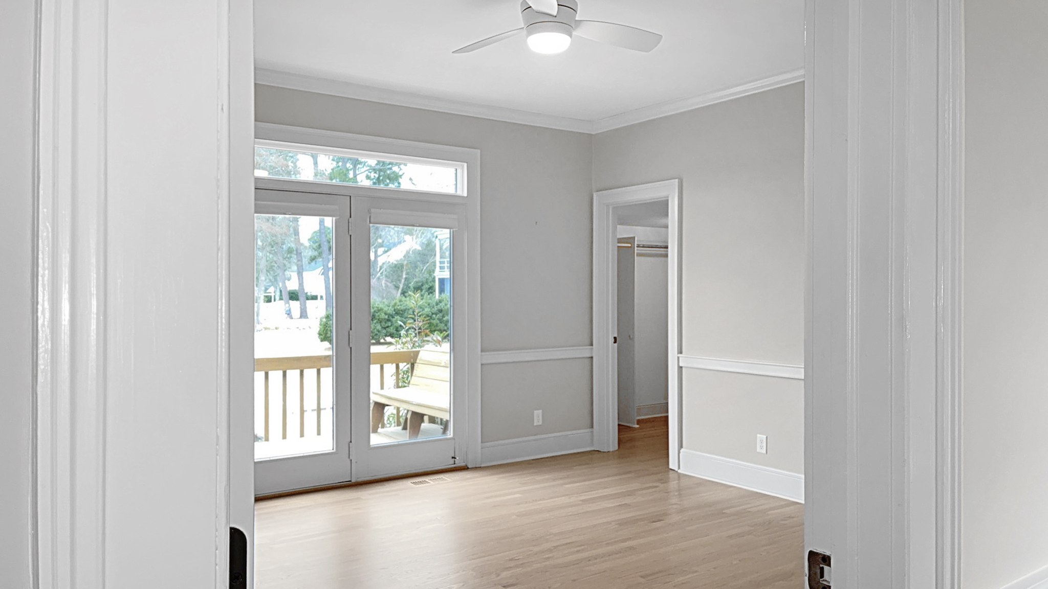 Photo 11 of 23 of 404 S Granville St, Edenton, NC