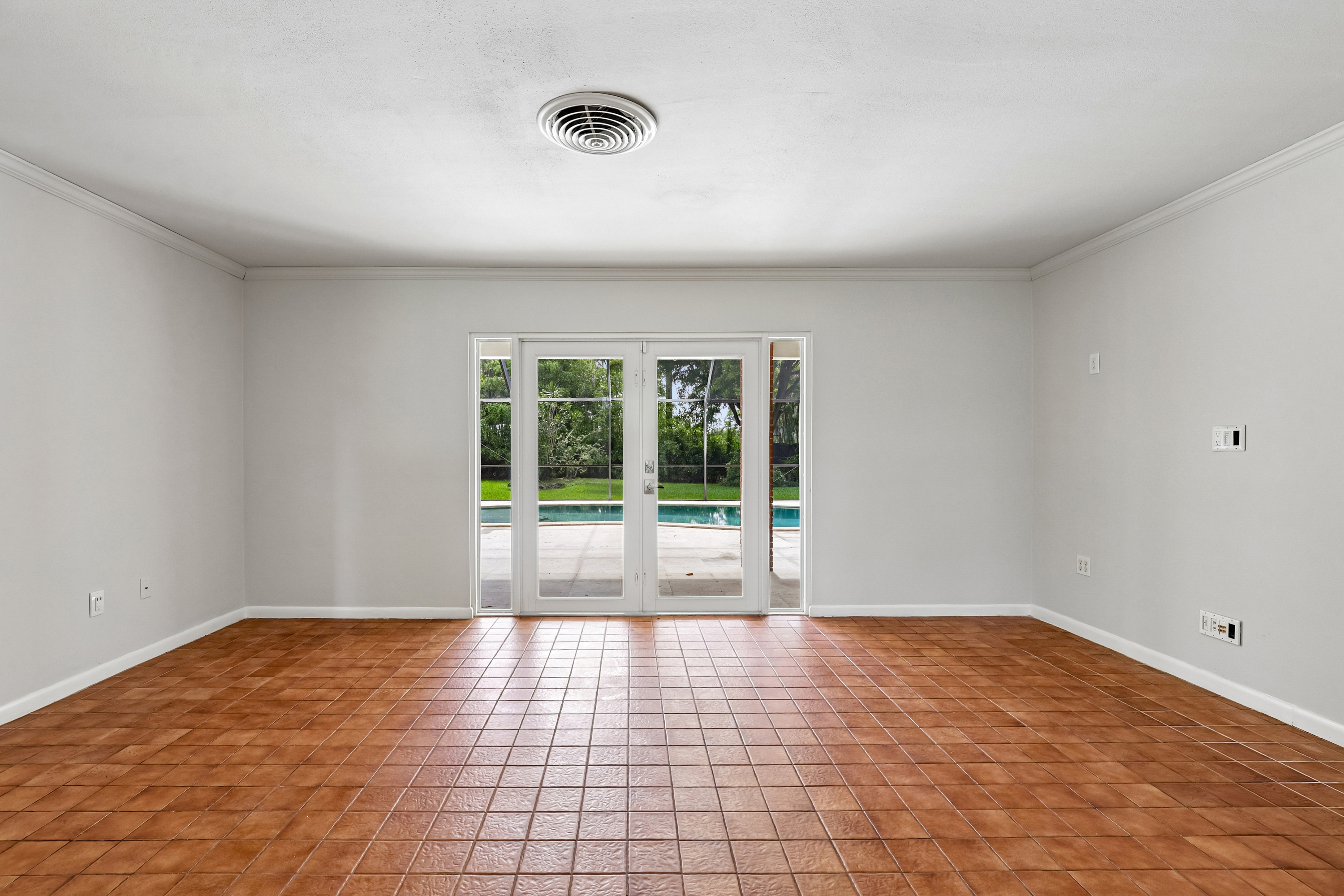 Photo 9 of 48 of 14851 SW 69th Ct, Palmetto Bay, FL