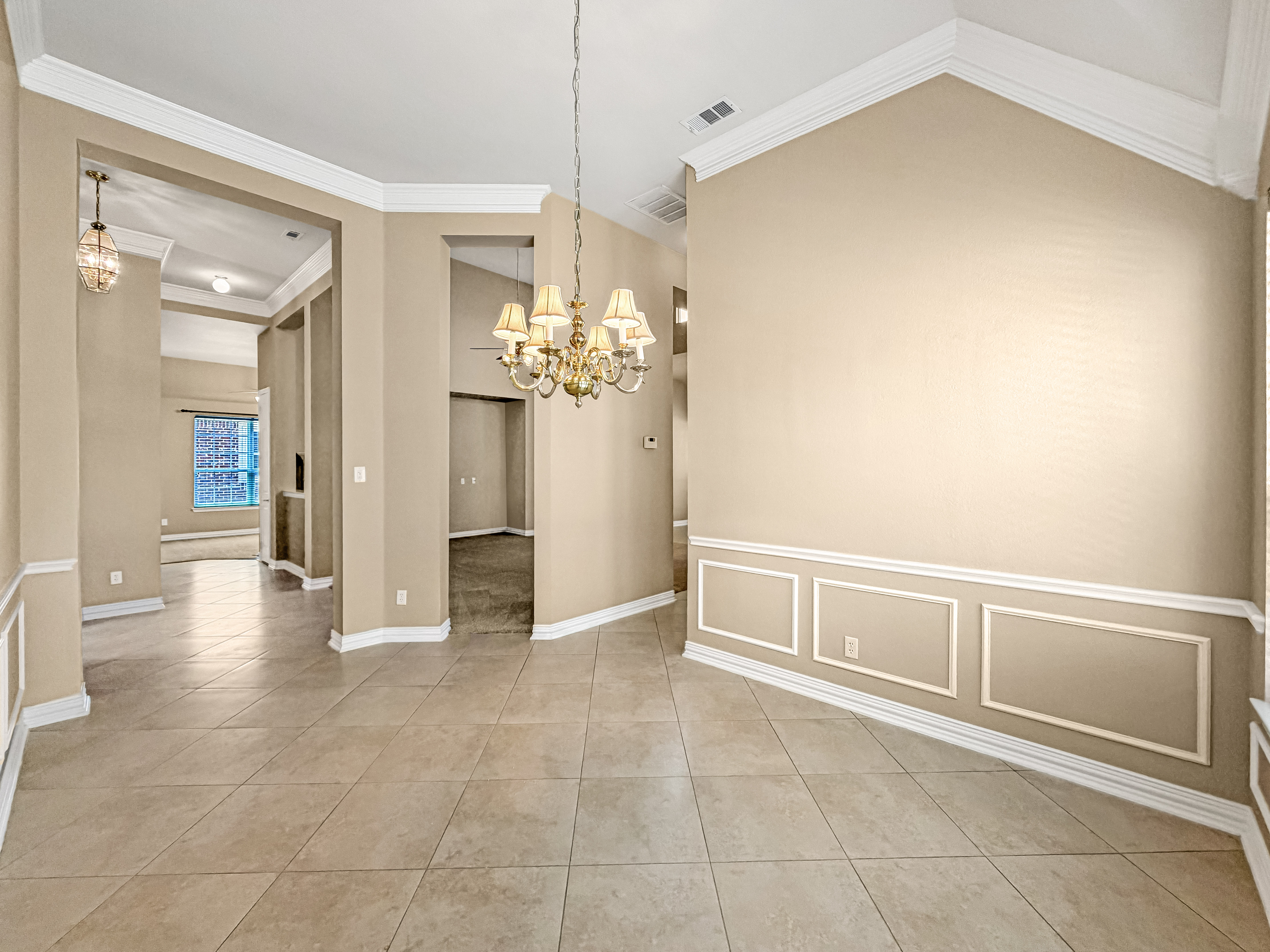 Photo 9 of 36 of 2316 Watercrest Dr, Keller, TX