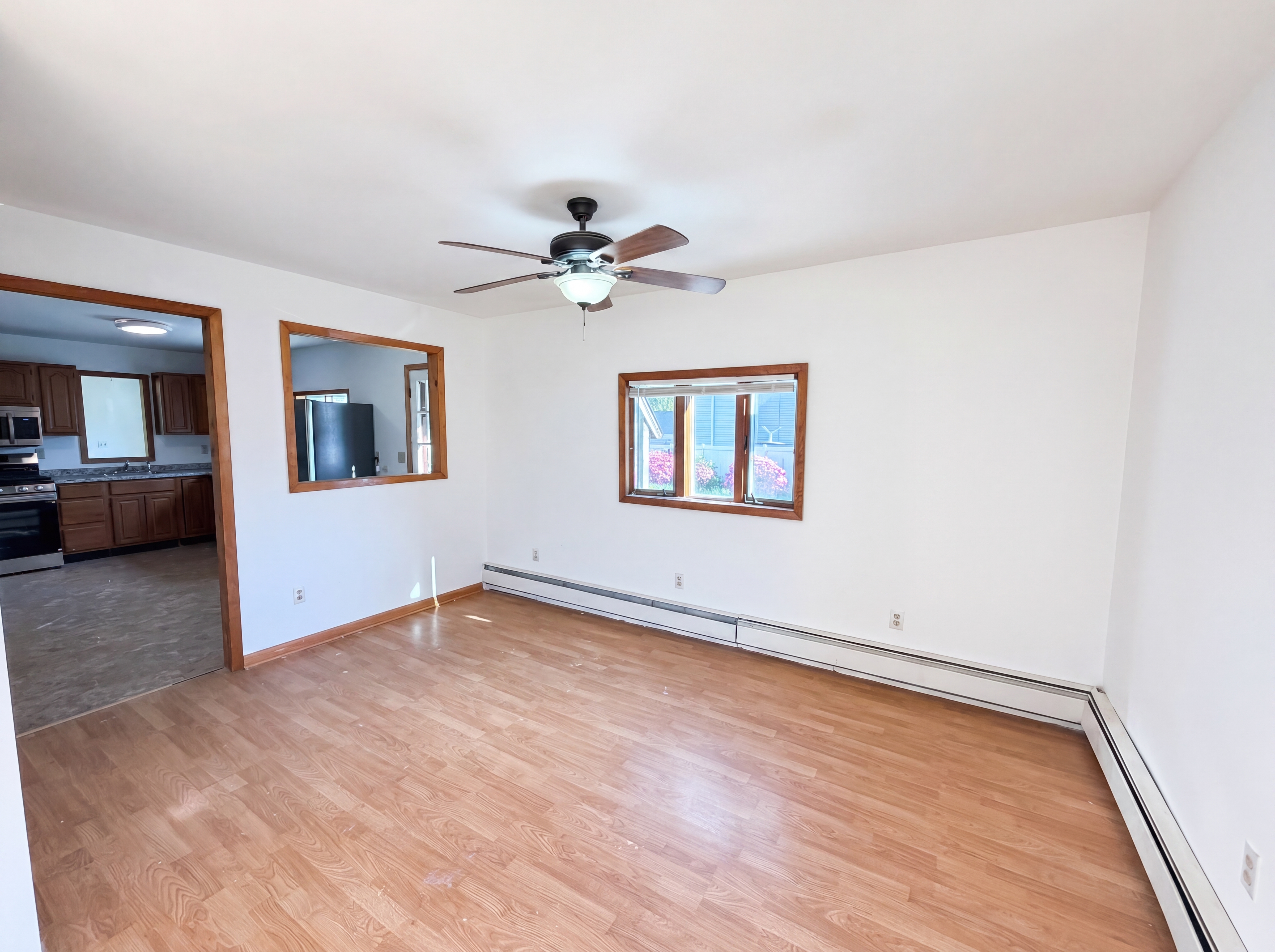 Photo 7 of 25 of 578 Garden Ave, Woodbridge, NJ