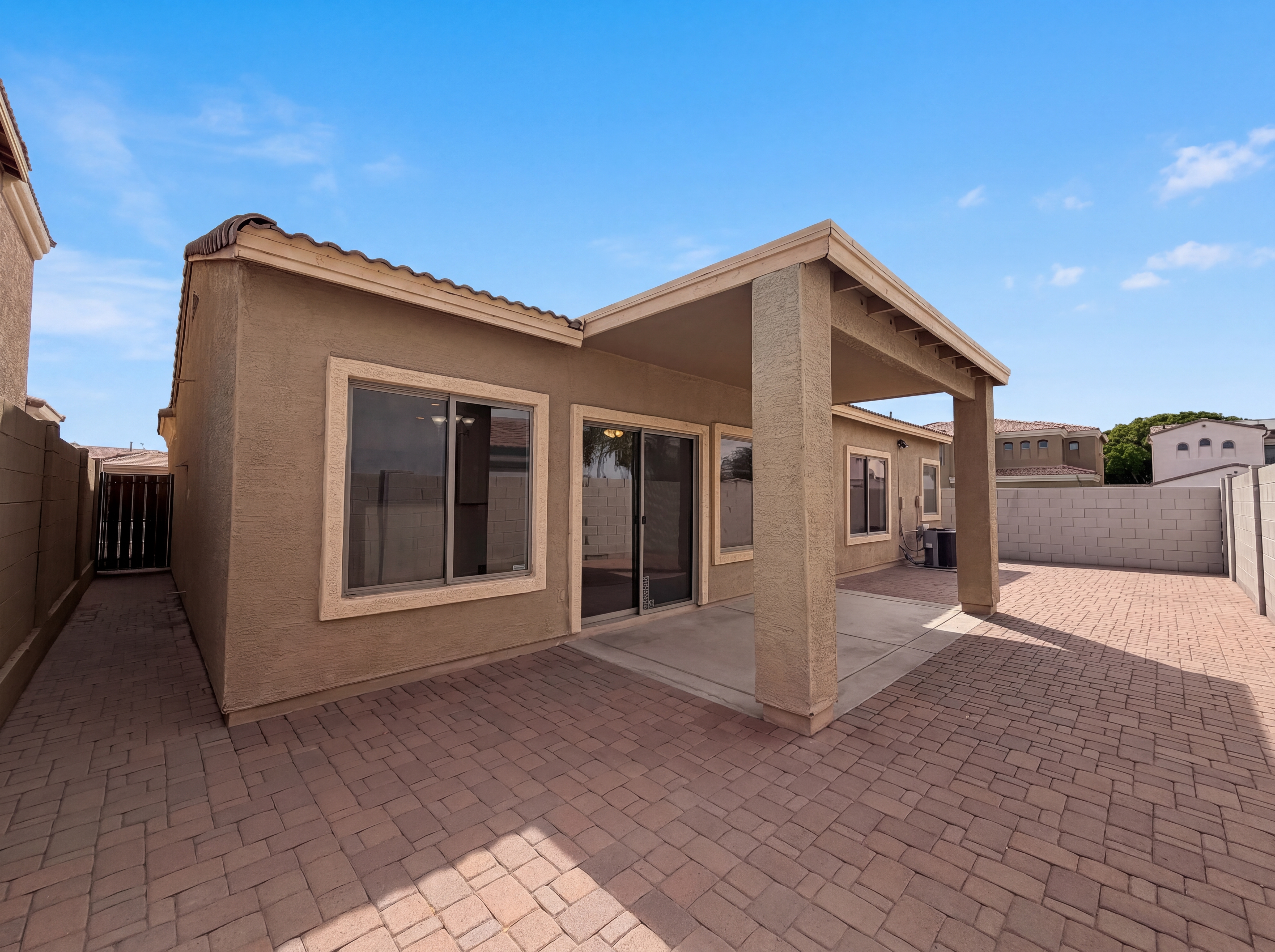 Photo 21 of 22 of 606 W Beautiful Ln, Phoenix, AZ