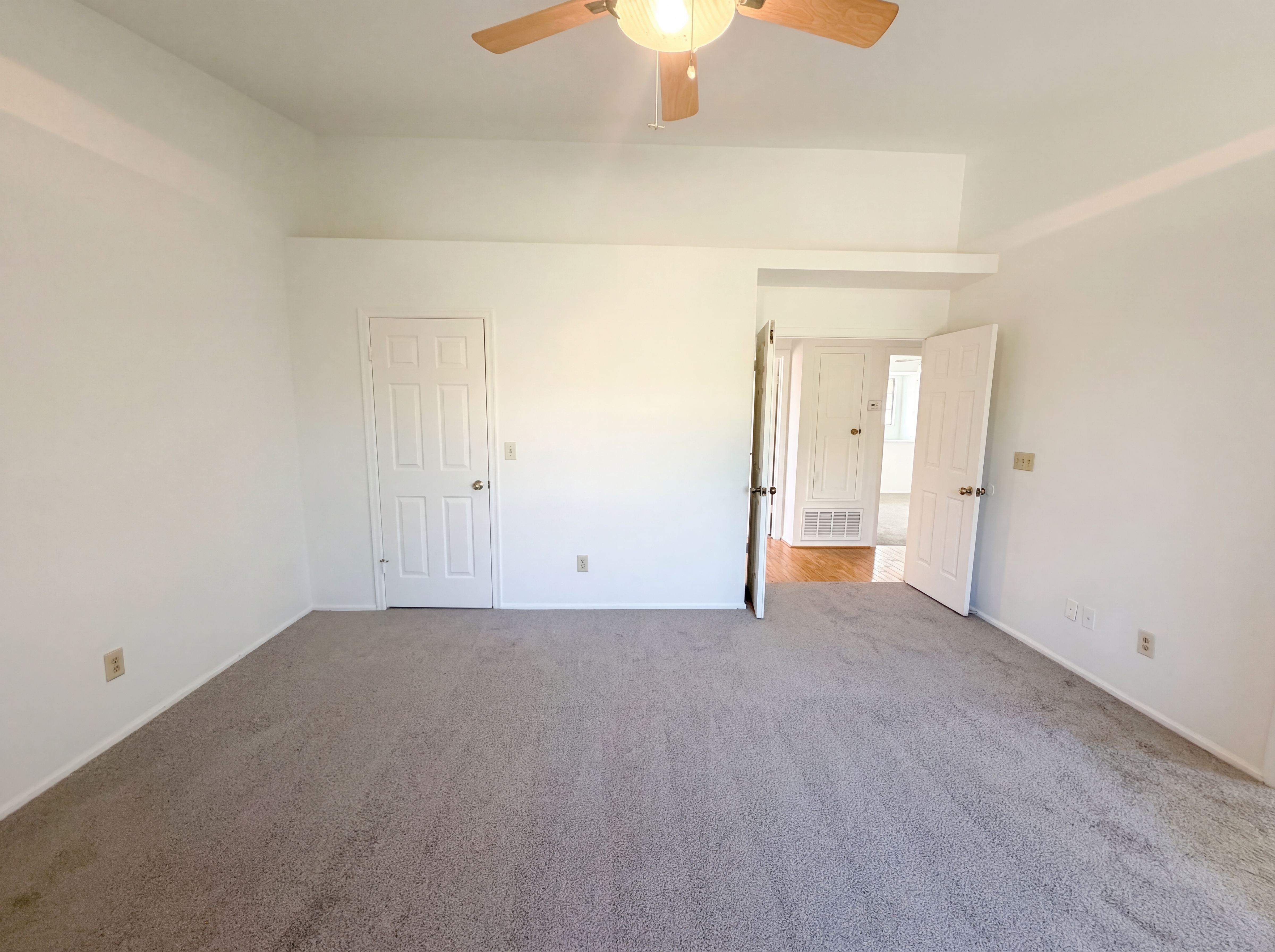 Photo 4 of 37 of 6764 W Piute Ave, Glendale, AZ