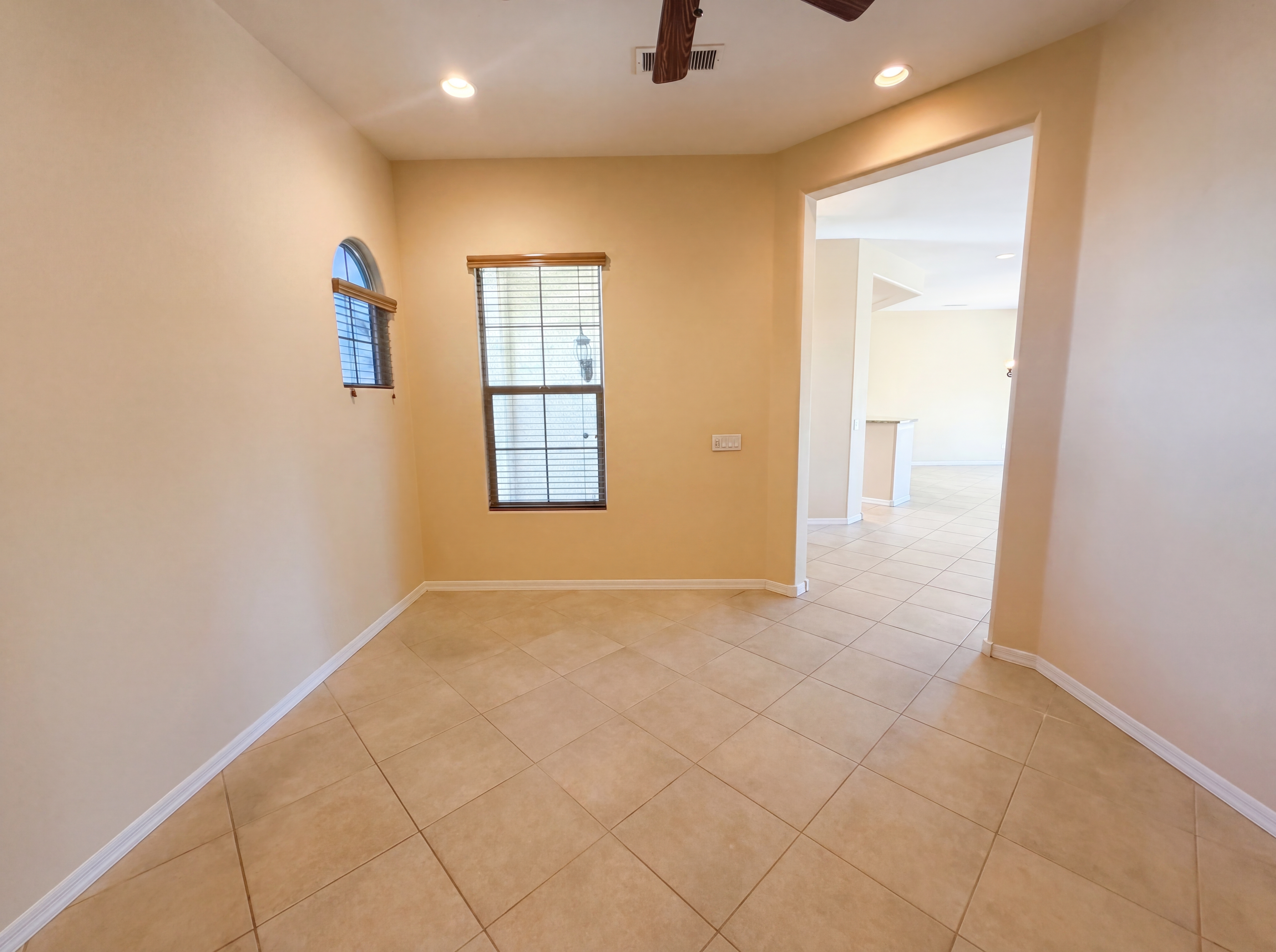 Photo 8 of 31 of 20359 N 262nd Dr, Buckeye, AZ