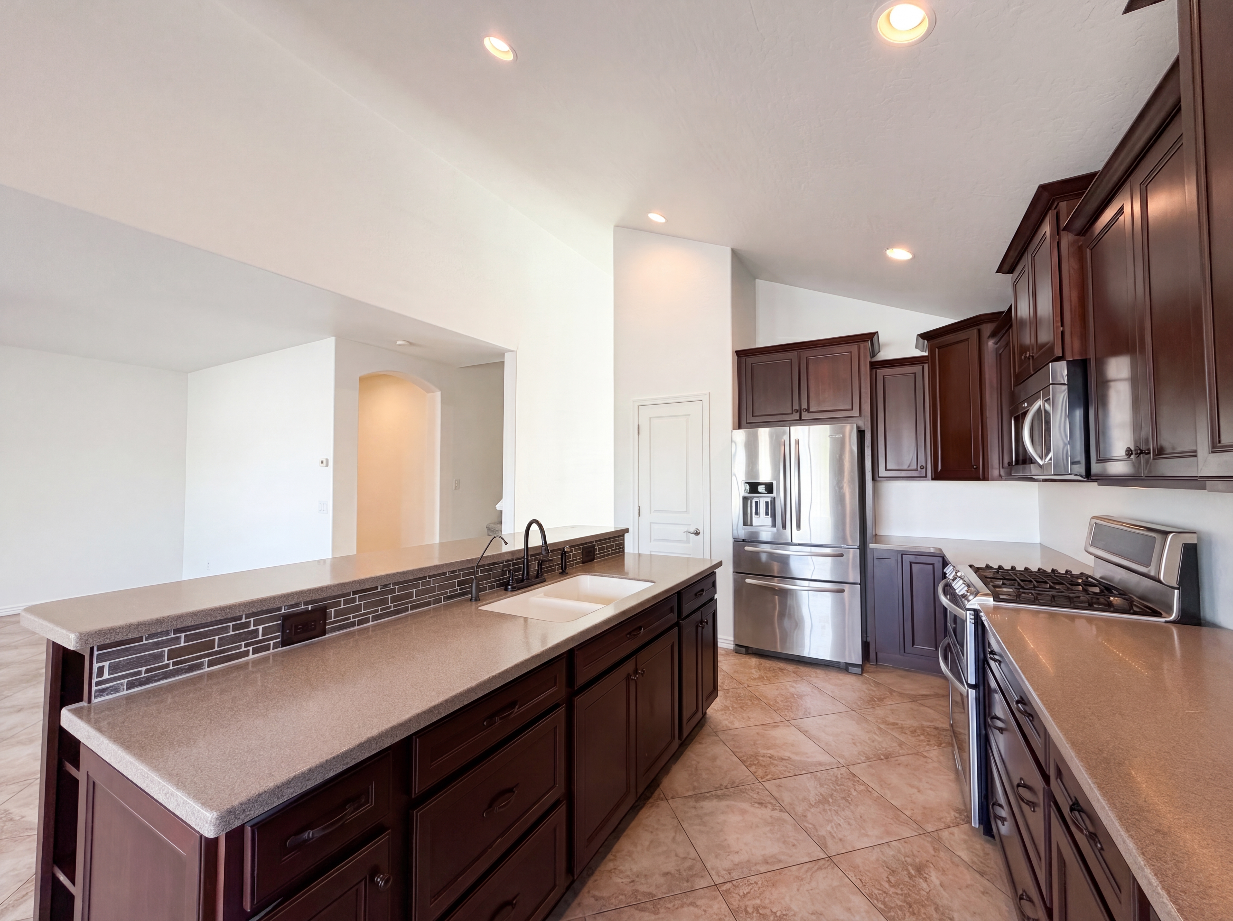 Photo 7 of 33 of 18689 N Miller Way, Maricopa, AZ