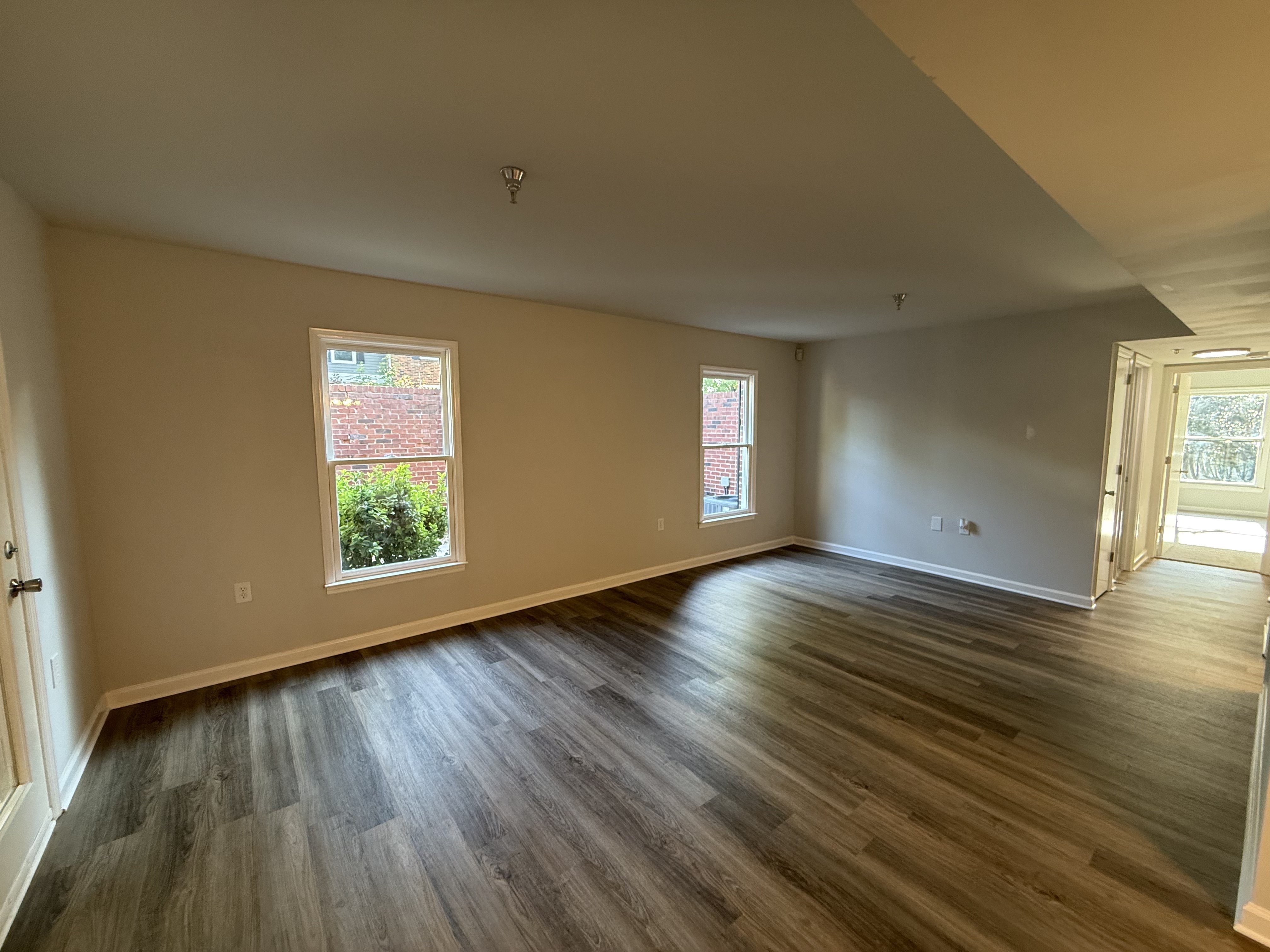 Photo 15 of 20 of 5025 Hillsboro Pike, Nashville, TN