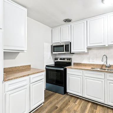 Property photo 2 of 4916 Longhorn Dr