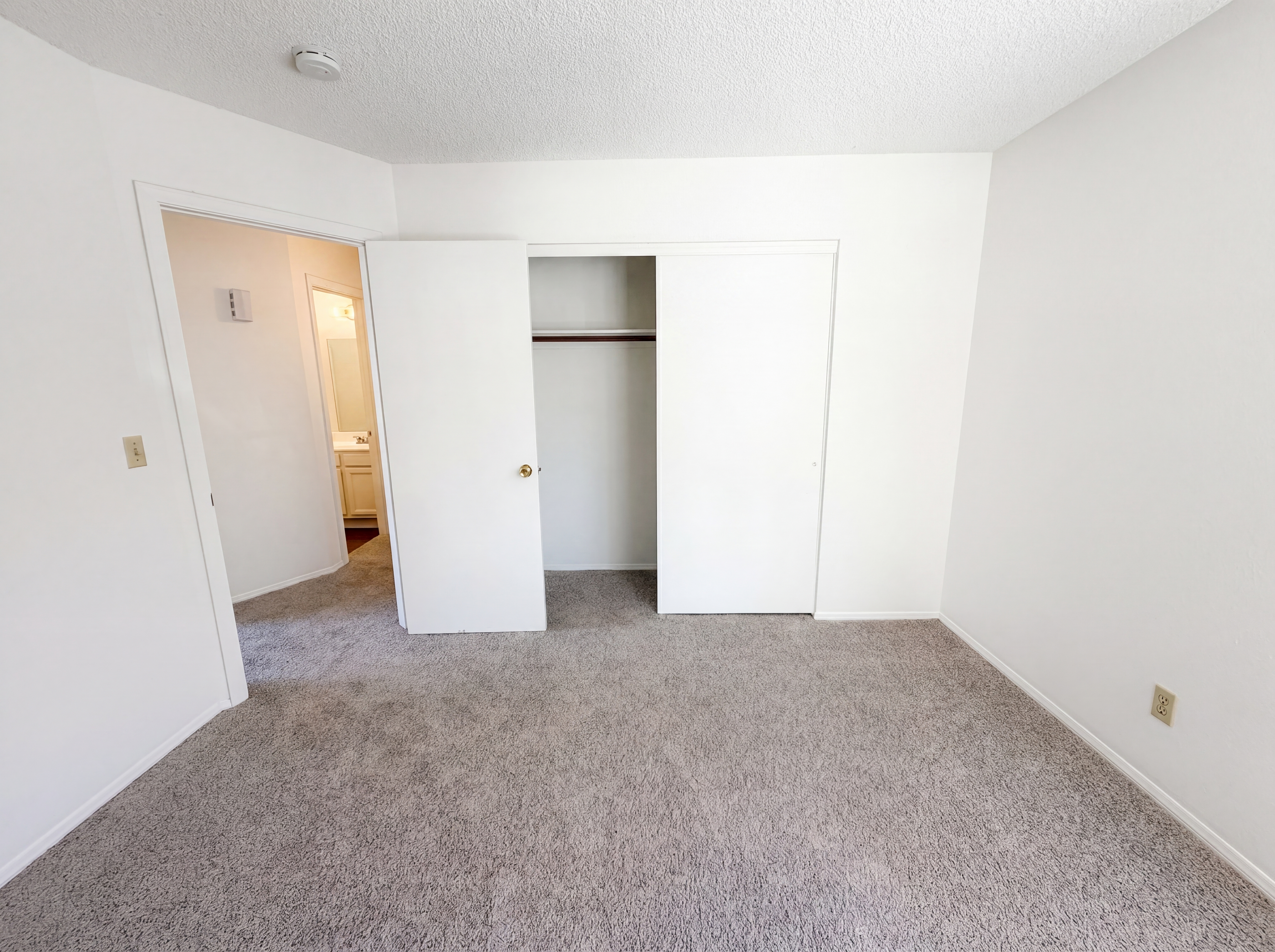 Photo 14 of 20 of 4461 N 84th Ave, Phoenix, AZ
