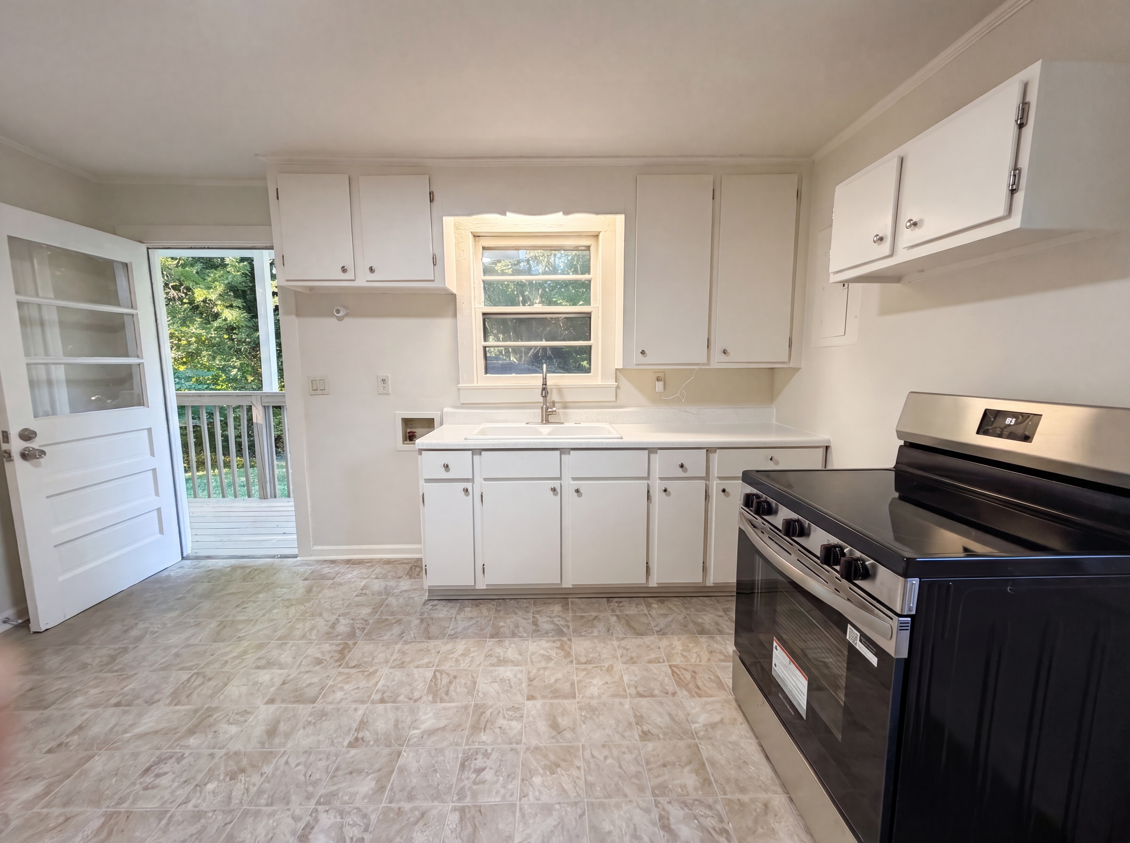 Photo 10 of 15 of 1413 Westside Dr, Fort Mill, SC