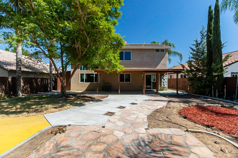 Photo 7 of 27 - 4288 Suffolk St, Jurupa Valley, CA 92509