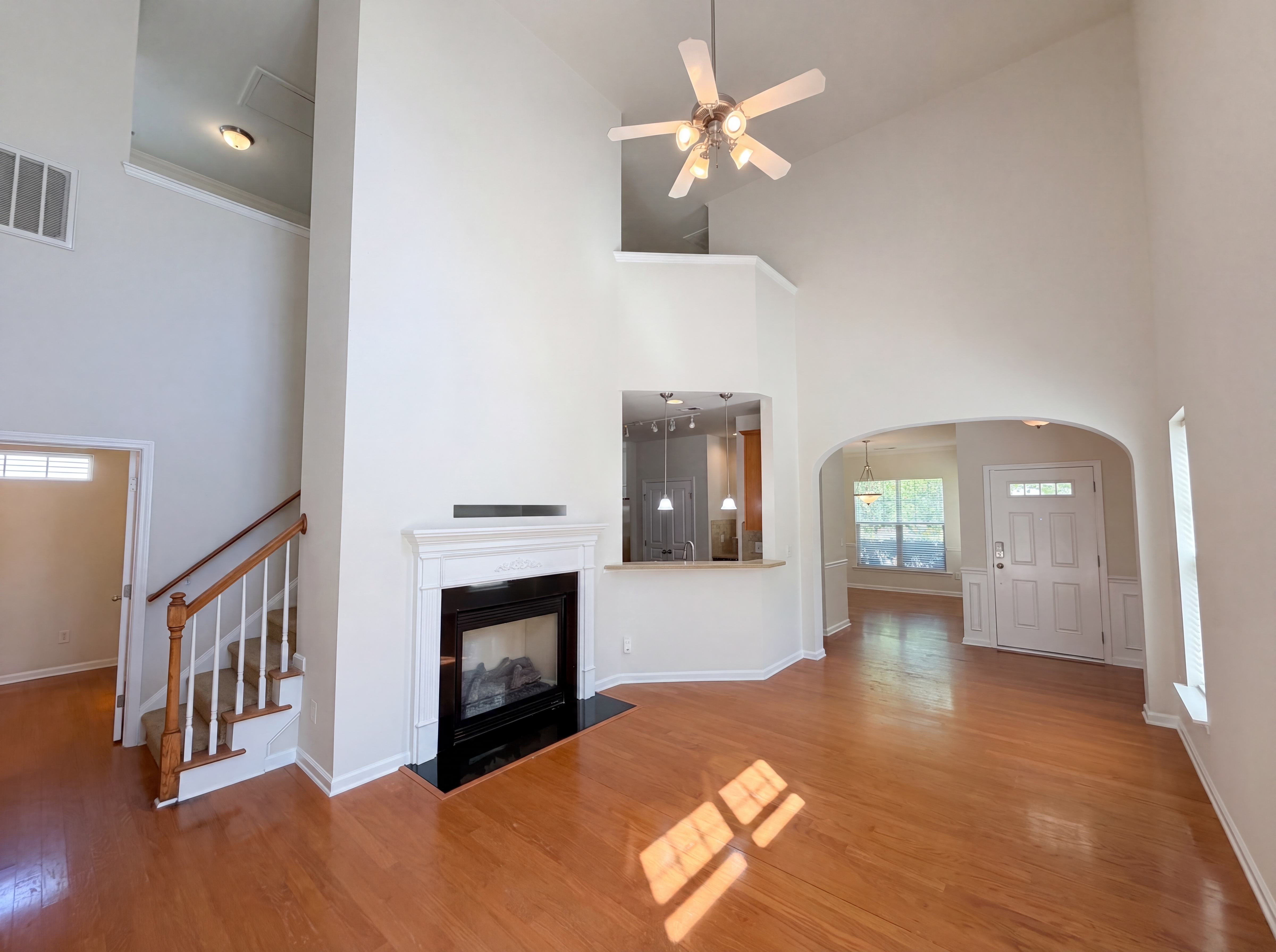 Photo 7 of 17 of 3216 Ranbir Dr, Durham, NC