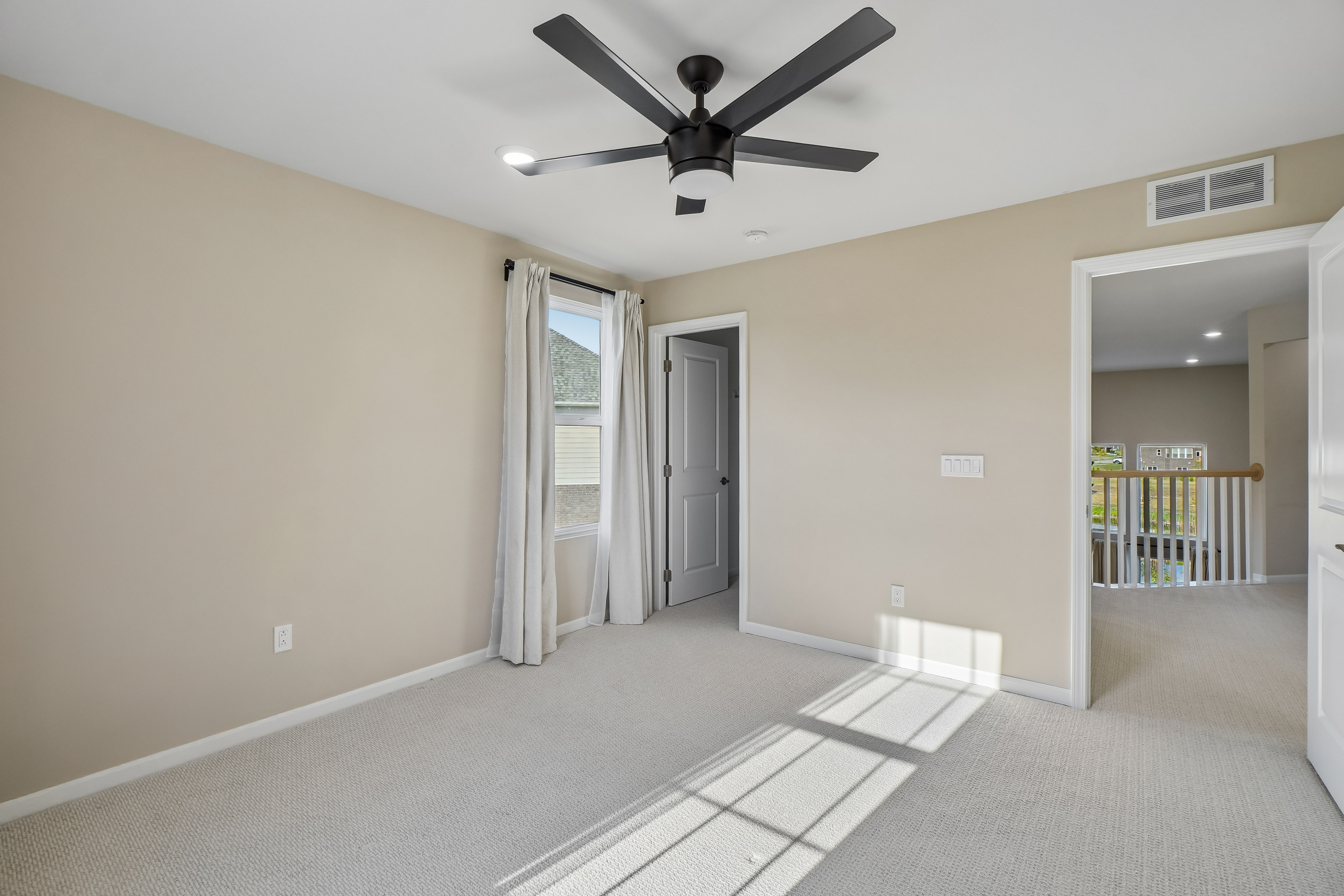 Photo 40 of 61 of 20942 Torbay Dr, Northville, MI