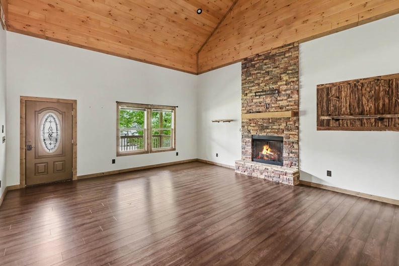 Property photo 3 of 78 Lake Top Ln