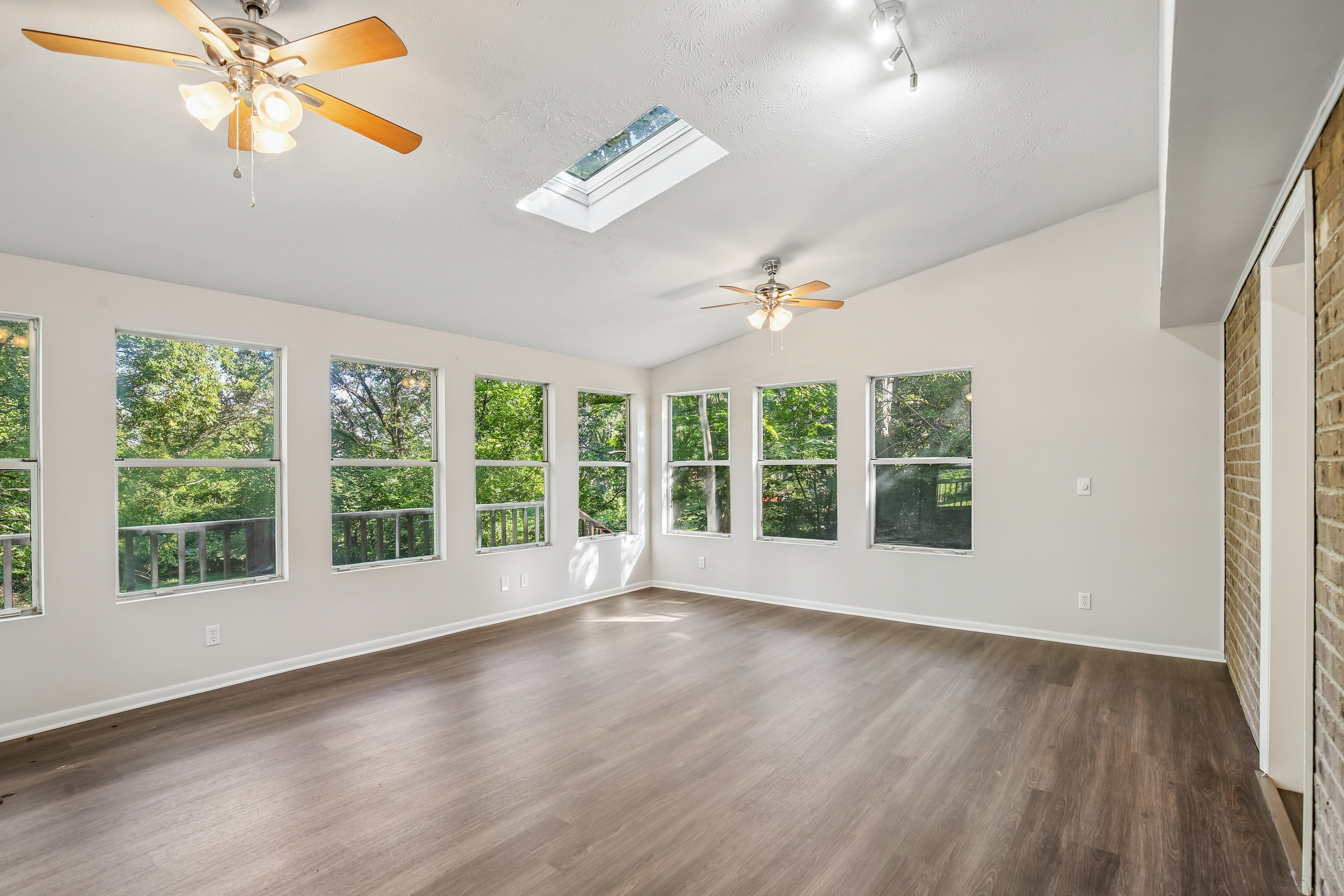 Photo 51 of 79 of 5148 Roxborough Dr, Hermitage, TN