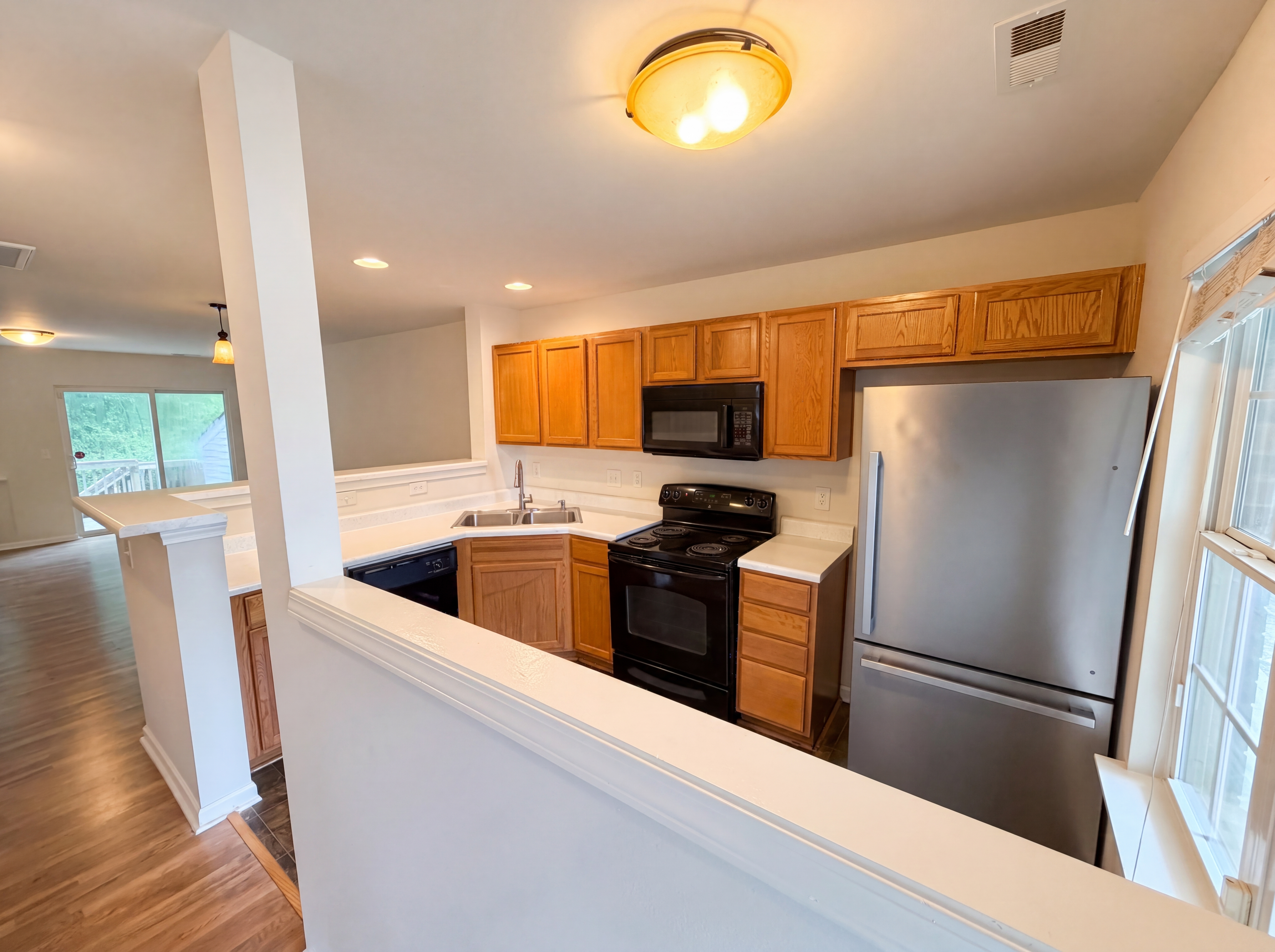 Photo 7 of 21 of 10114 Ballyclare Ct, Charlotte, NC