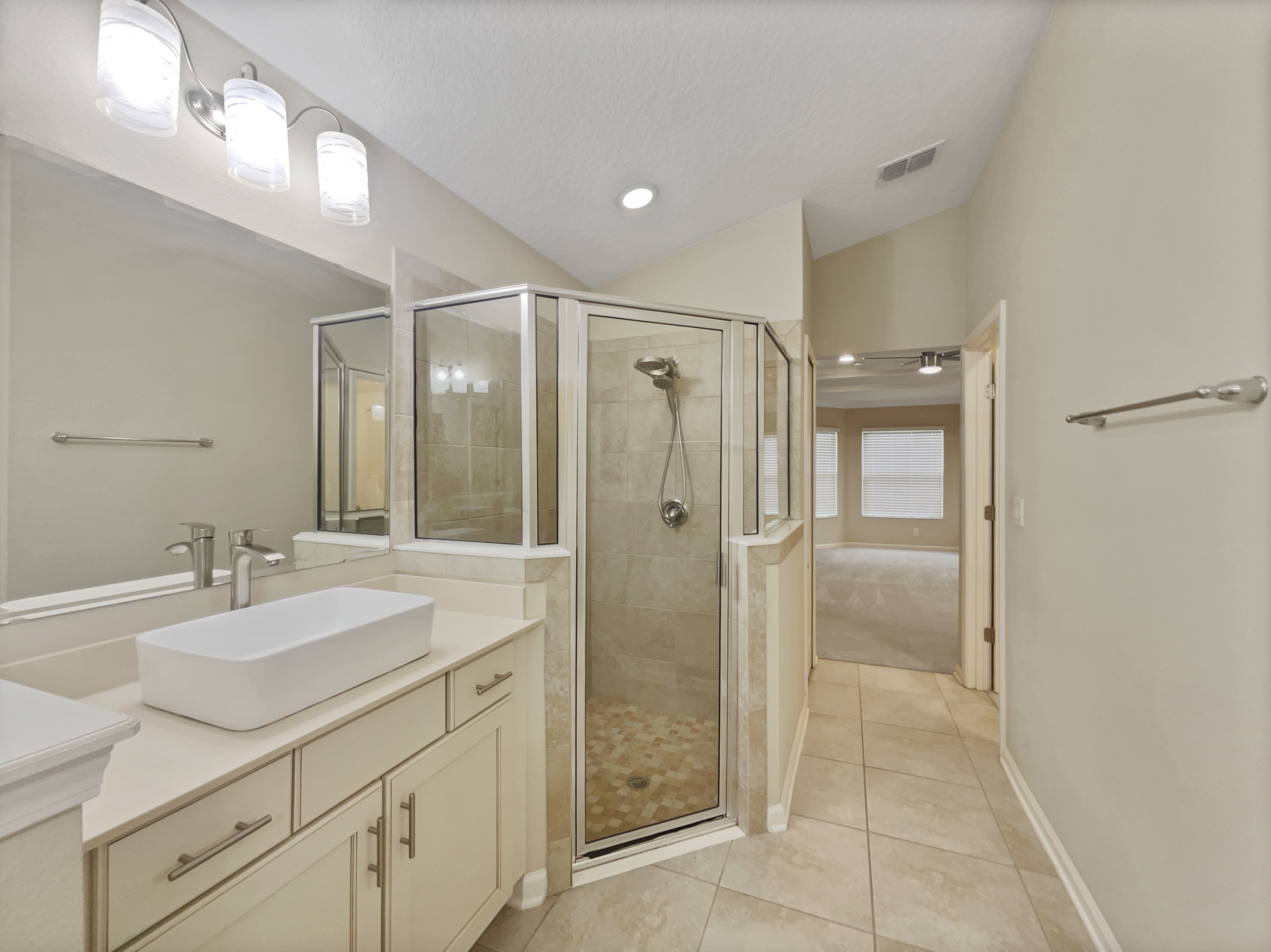 Photo 7 of 26 of 68 Auberry Dr, Palm Coast, FL