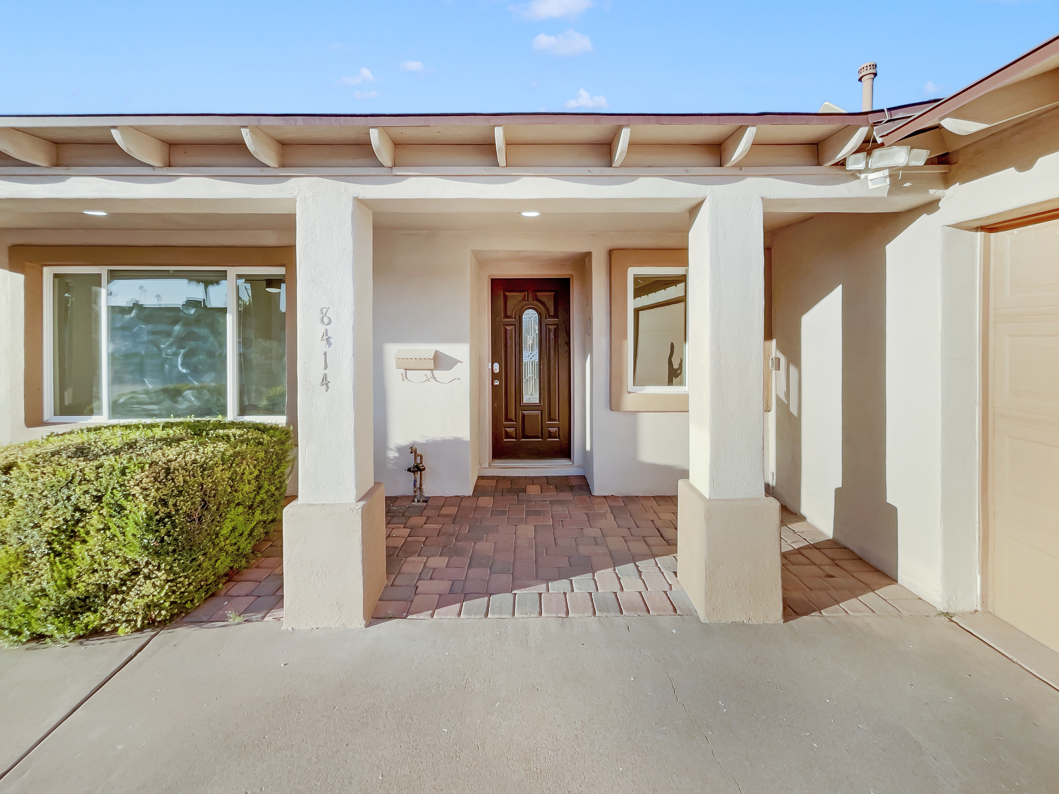 Photo 10 of 21 of 8414 E Orange Blossom Ln, Scottsdale, AZ