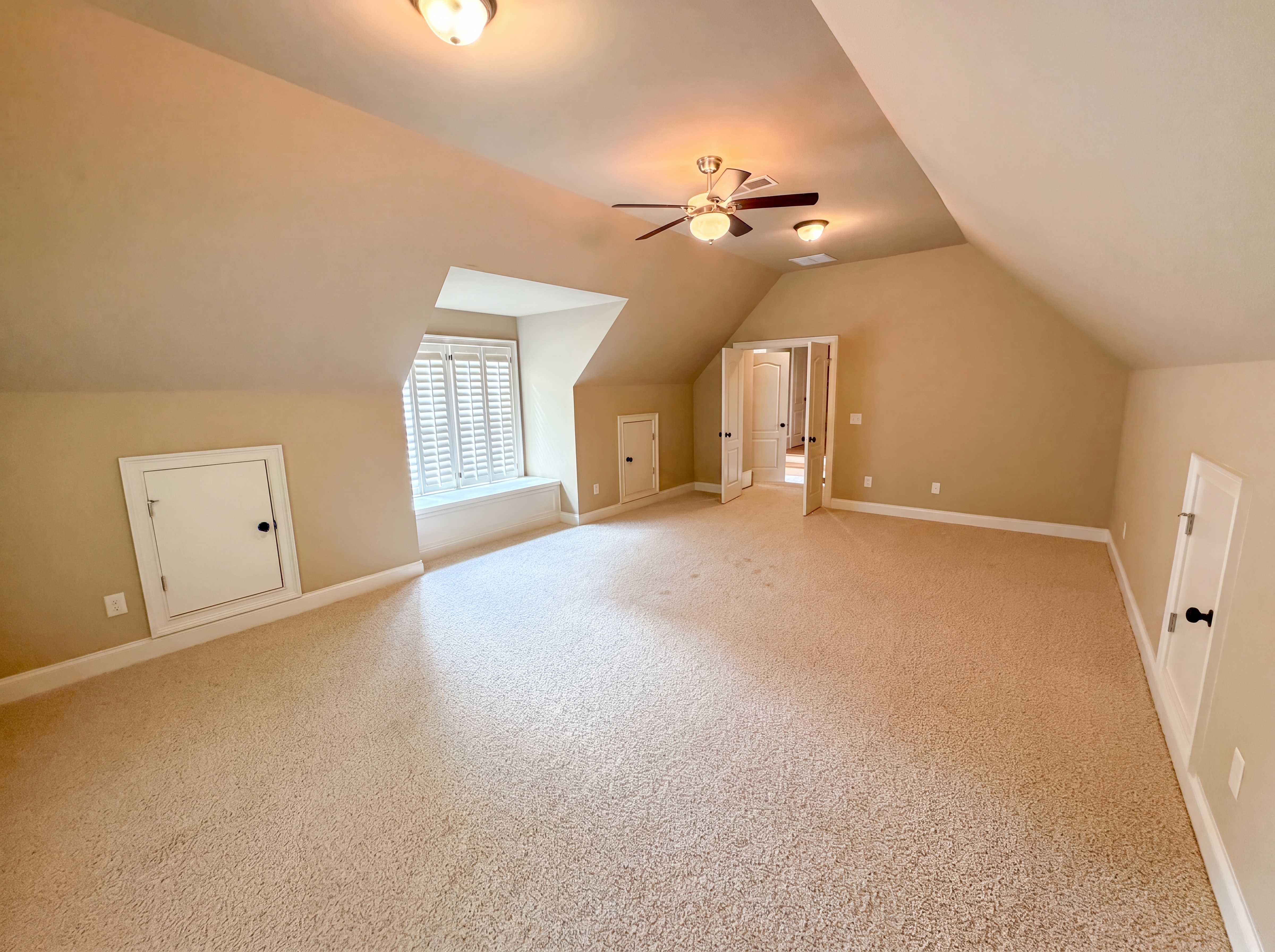 Photo 30 of 71 of 3250 Camellia Ln, Suwanee, GA