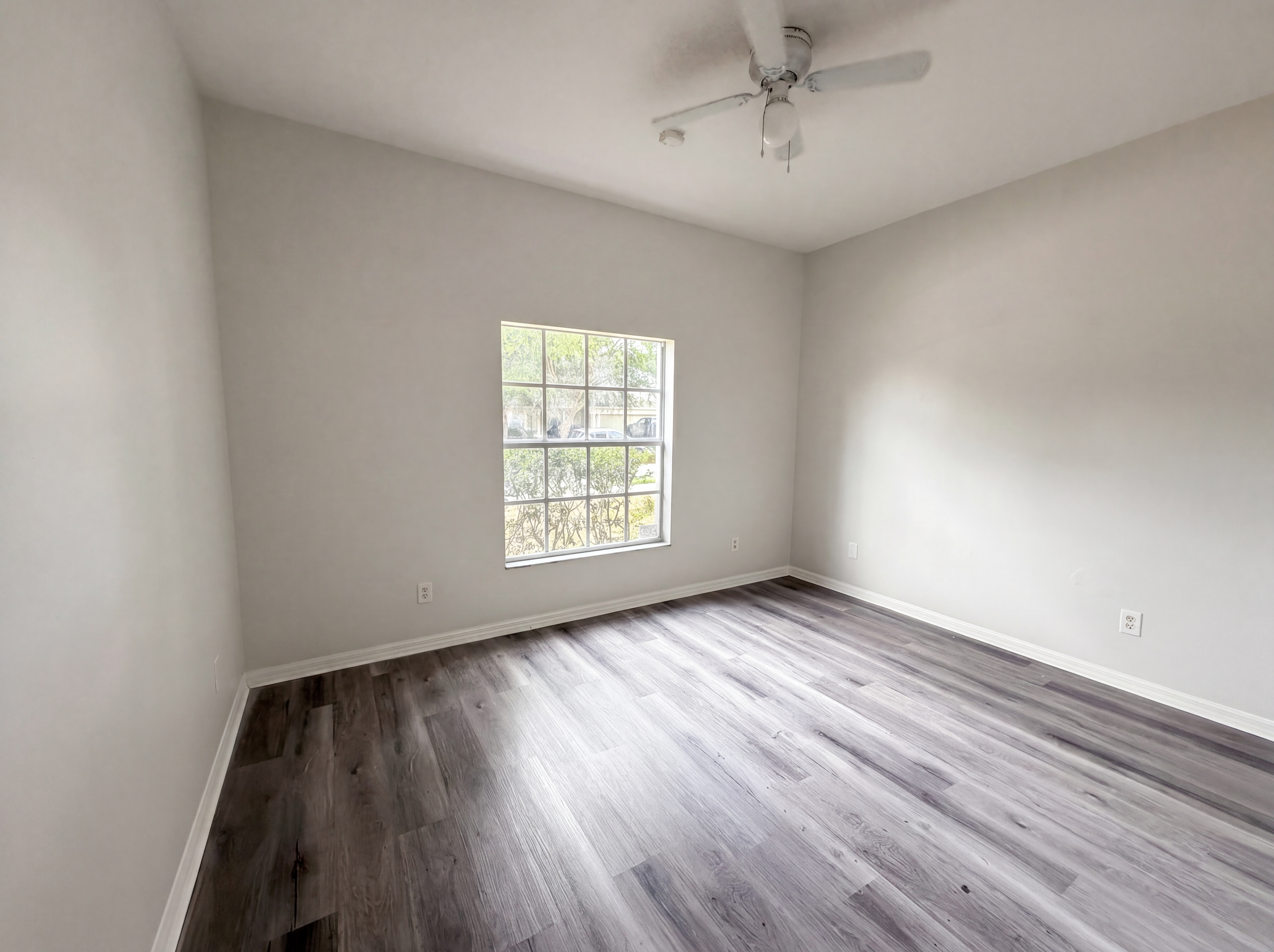 Photo 4 of 20 of 3408 Grove Blossom Ln, Plant City, FL