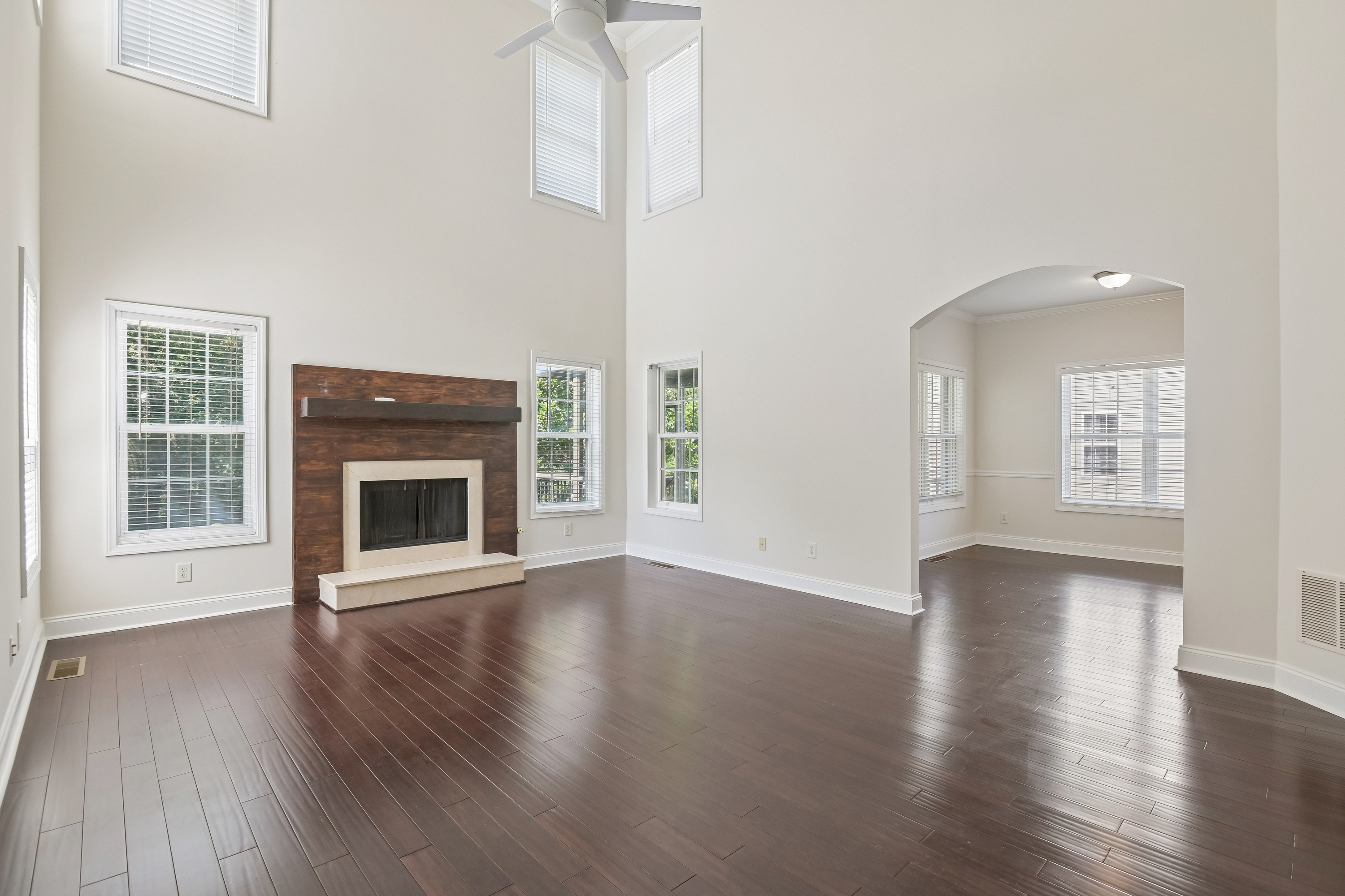 Photo 13 of 32 of 4564 Austin Hills Dr, Suwanee, GA