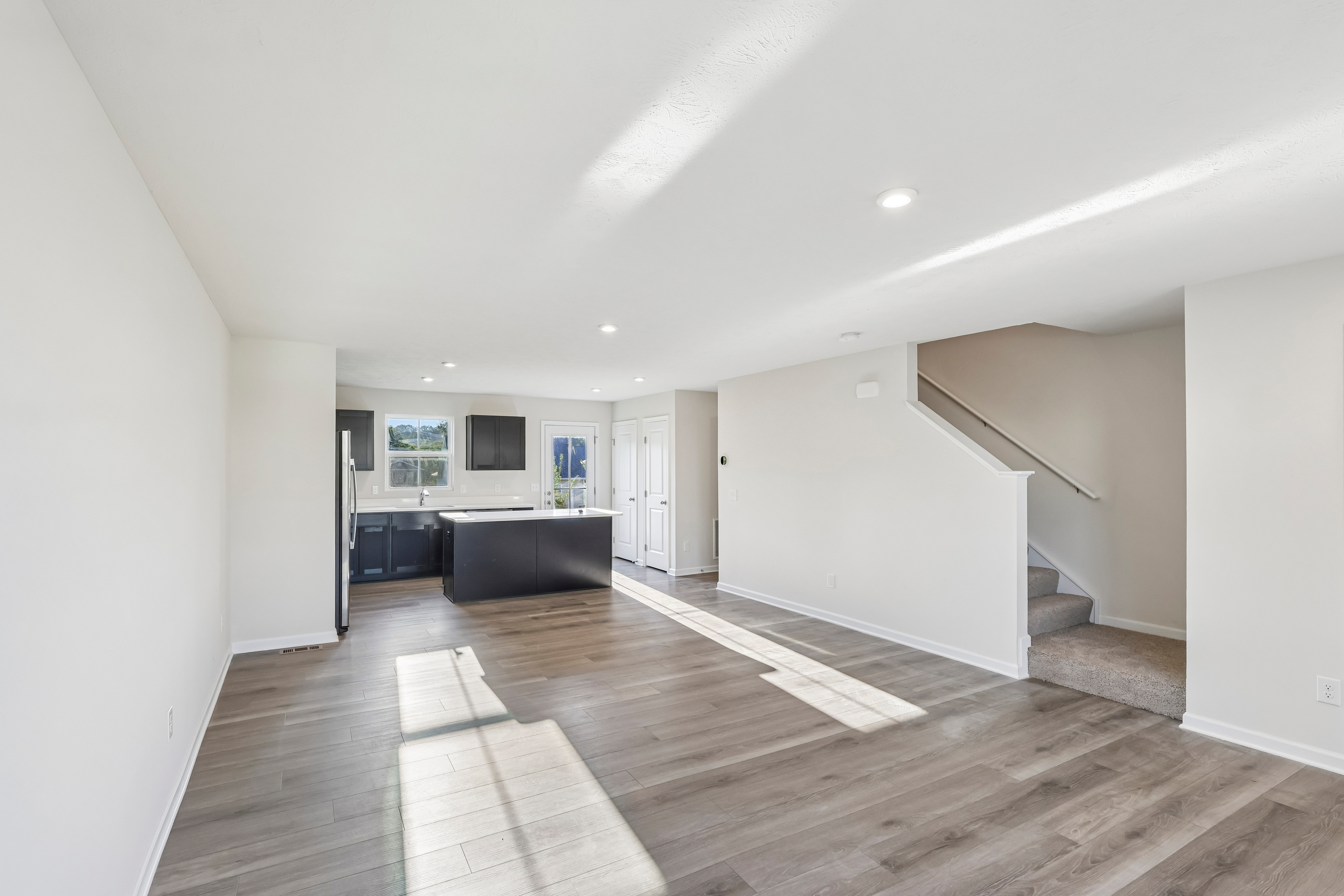 Photo 4 of 28 of 507 Hinterland Ct, Lodi, OH