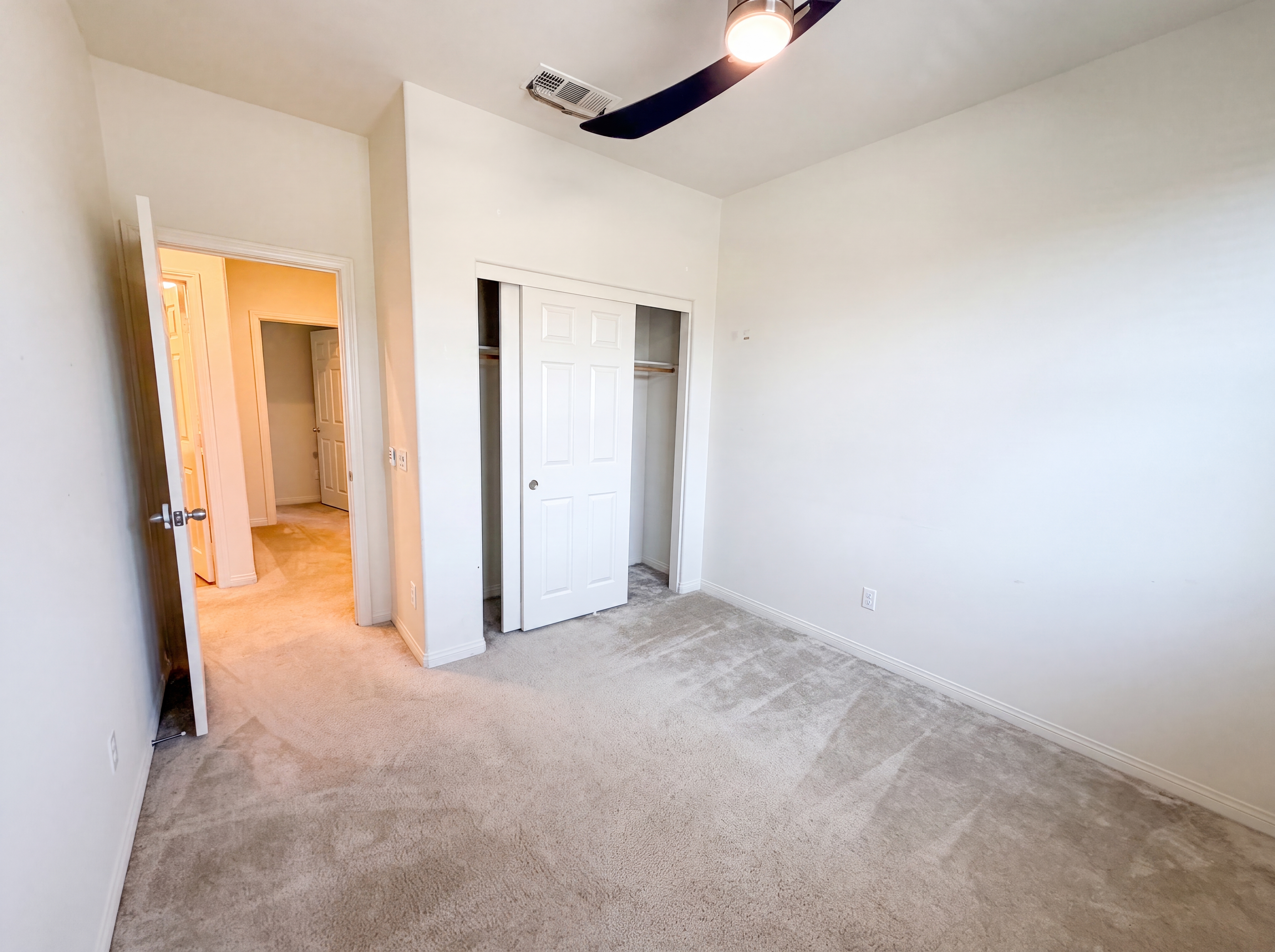 Photo 10 of 24 of 1182 Woodbury Ln, Mentone, CA