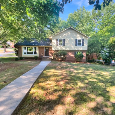 Property photo 1 of 7401 Limerick Dr