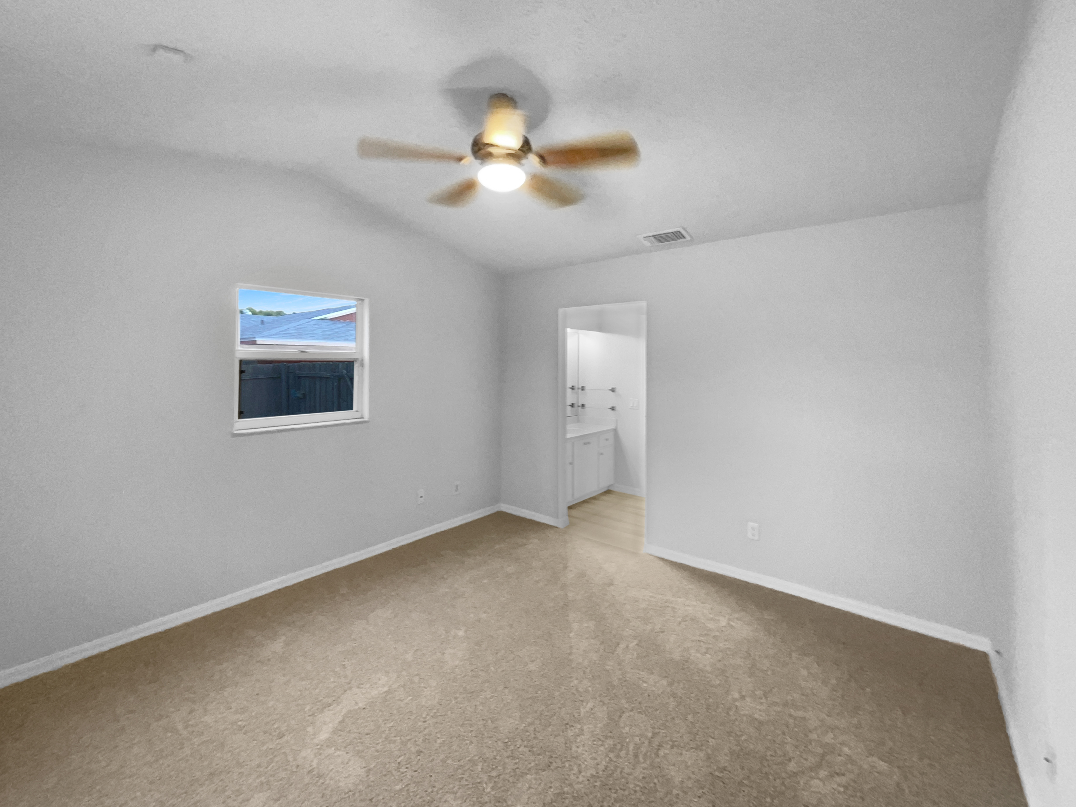 Photo 19 of 28 of 5409 Hickory Dr, Fort Pierce, FL