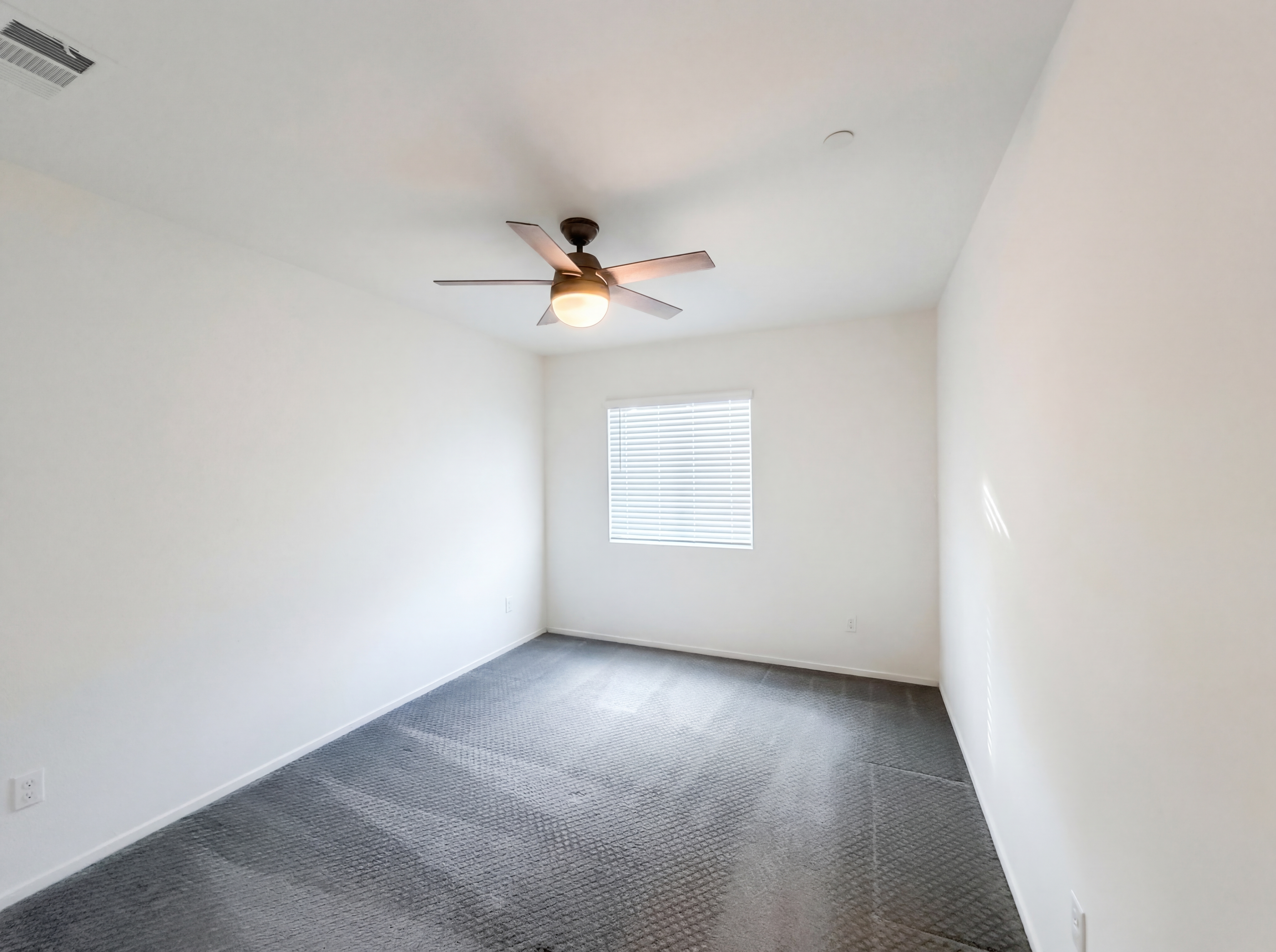 Photo 13 of 22 of 24266 Hazelnut Ave, Murrieta, CA