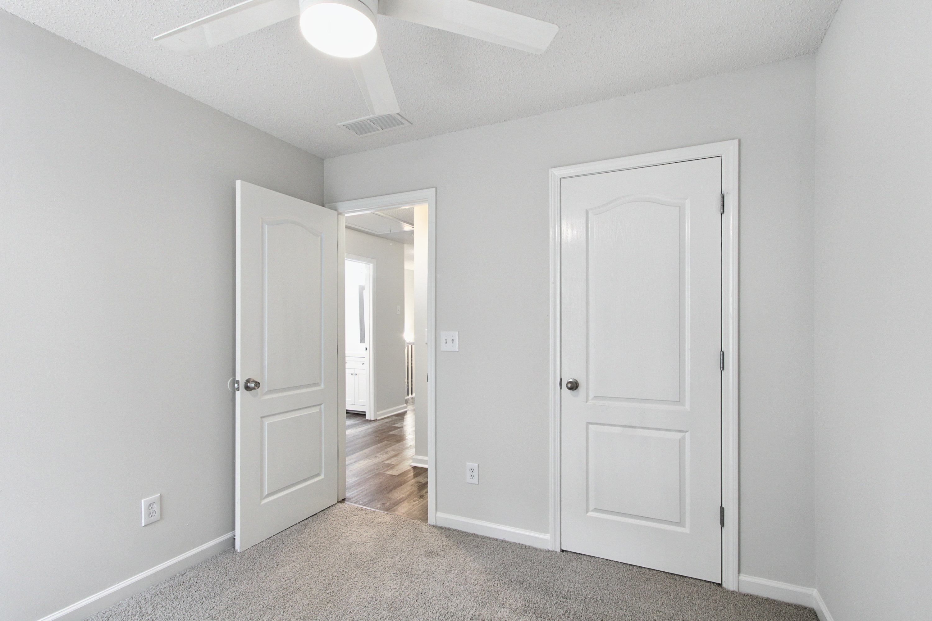 Photo 16 of 31 of 1508 Box Cir, Winder, GA