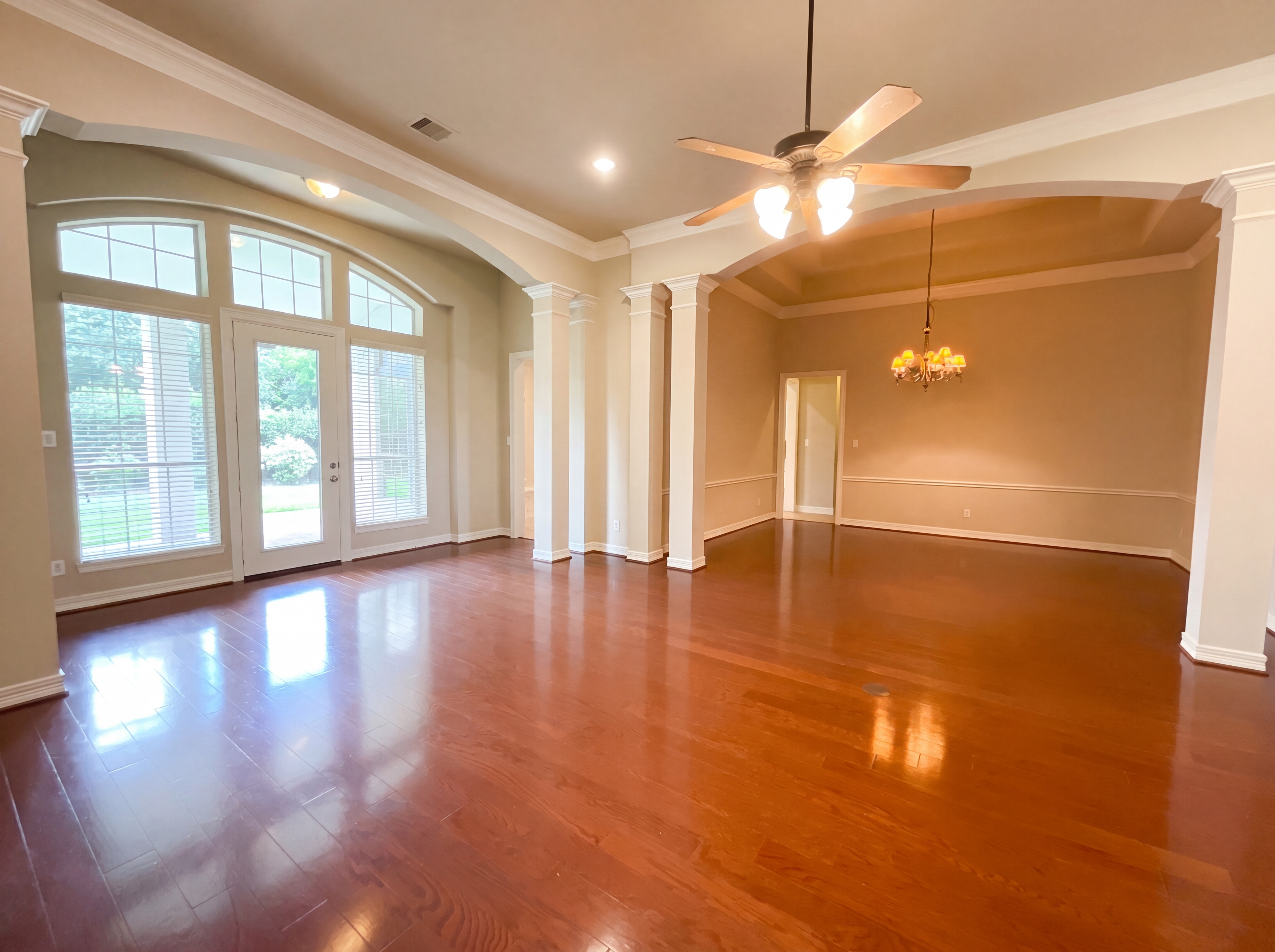 Photo 8 of 24 of 26319 Watercypress Ct, Cypress, TX