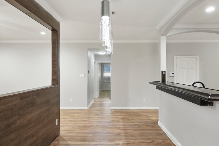 Photo 11 of 26 - 1704 Quail Grove Dr, Fort Worth, TX 76177