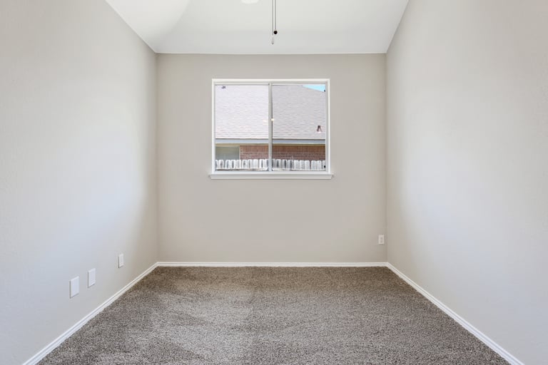 Photo 20 of 24 - 2825 Garden Oaks Pl, Grand Prairie, TX 75052