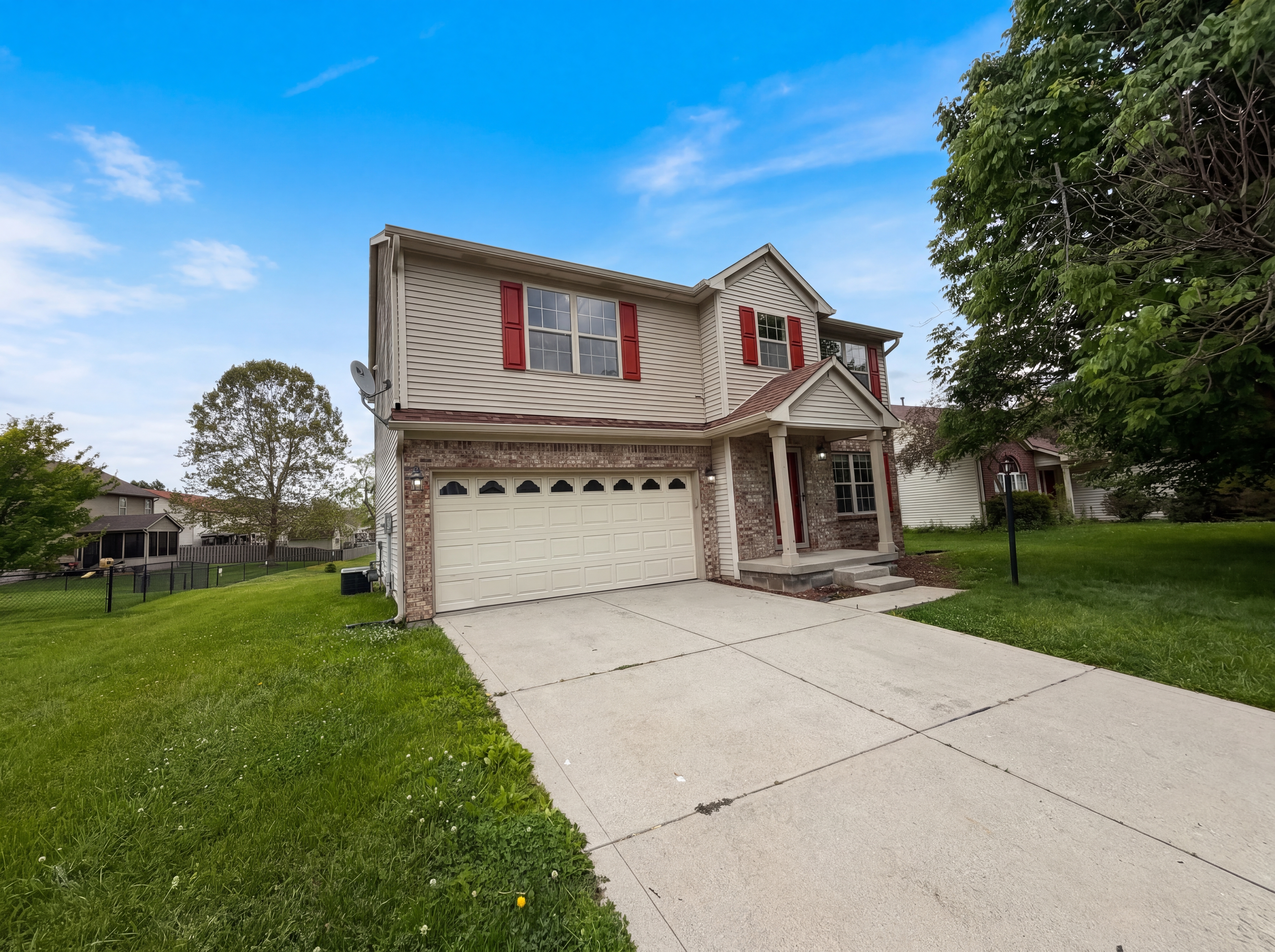 Photo 16 of 21 of 1947 Breman Ln, Indianapolis, IN