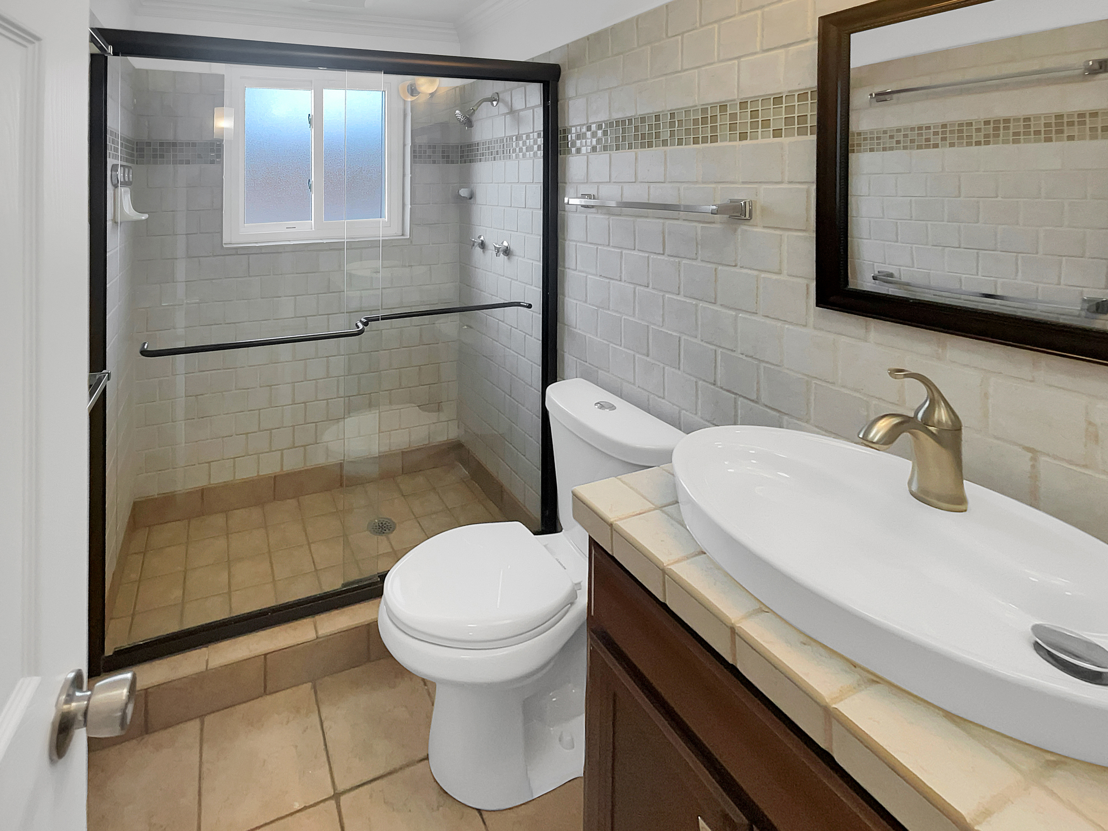 Photo 10 of 24 of 3706 N Chestnut St, Colorado Springs, CO