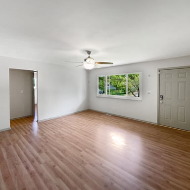 Property photo 3 of 3344 Southwest Dr