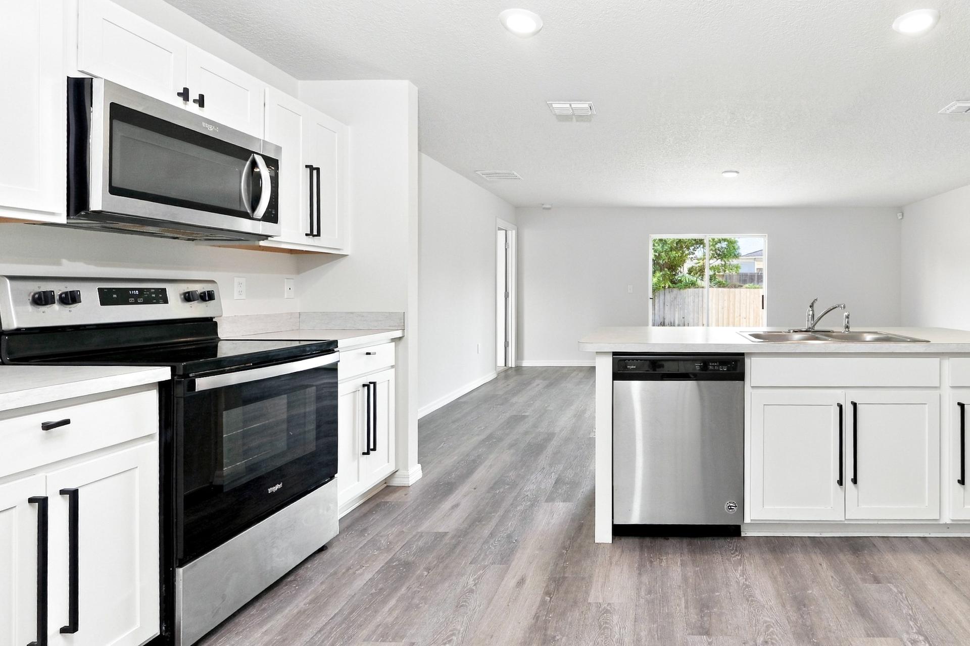 Photo 6 of 23 of 2462 SE Watercrest St, Port Saint Lucie, FL