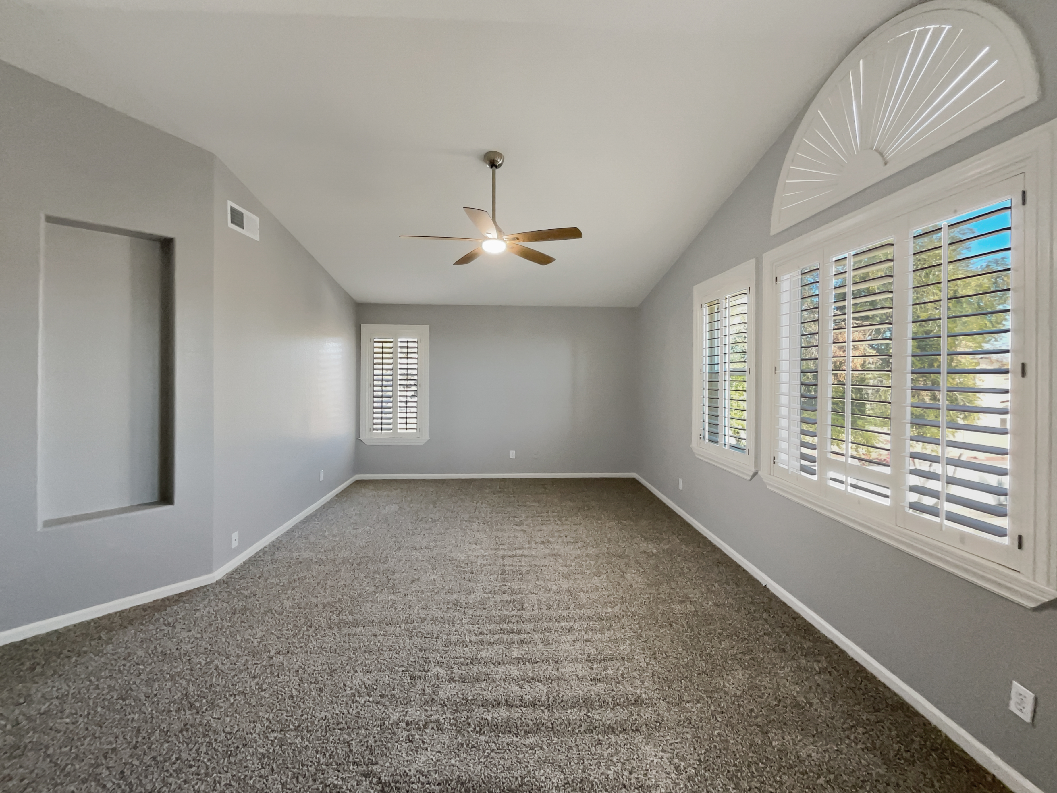 Photo 5 of 29 of 14645 S 25th Pl, Phoenix, AZ