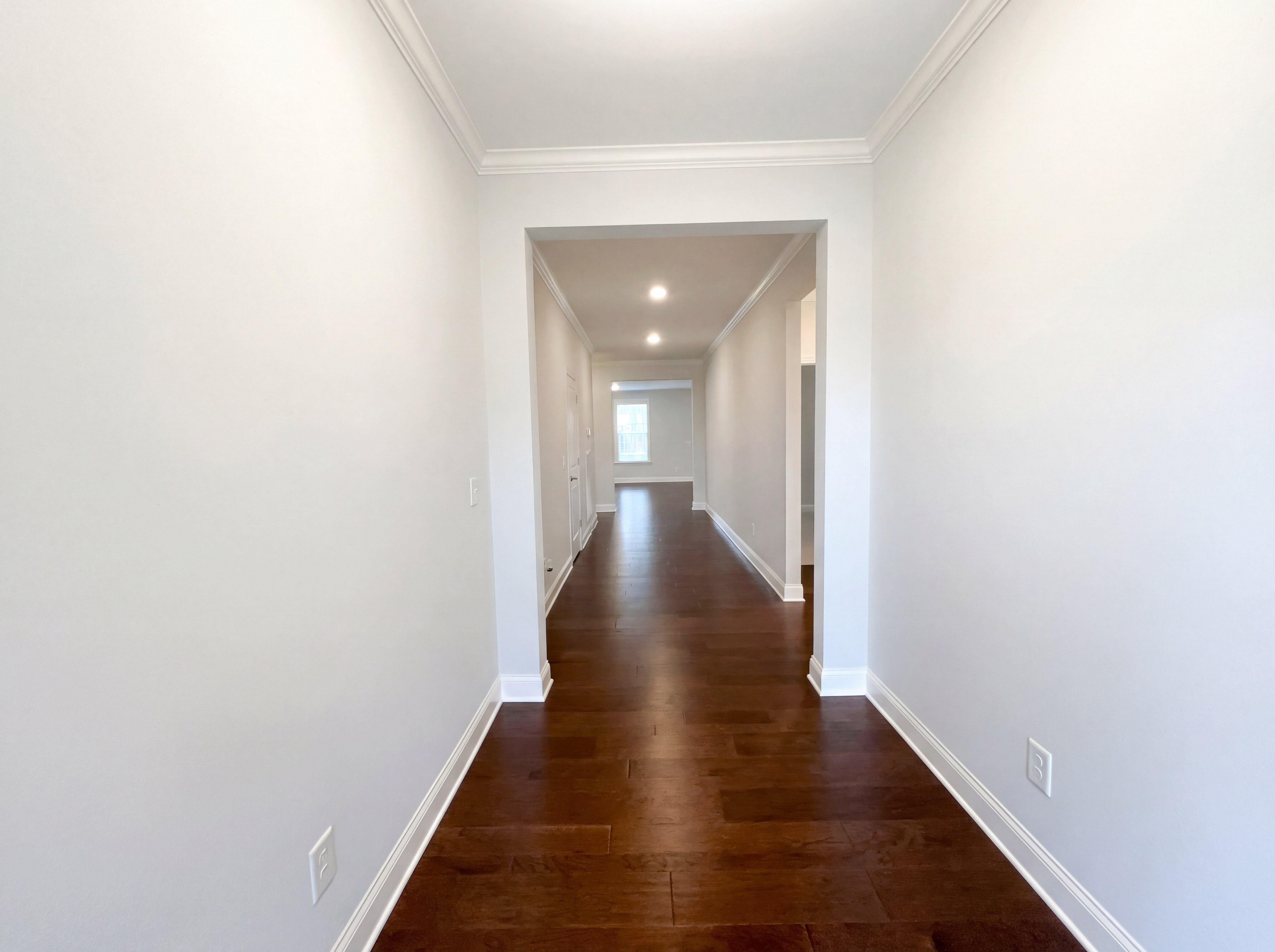Photo 9 of 21 of 1621 Alayna Dr, Nashville, TN